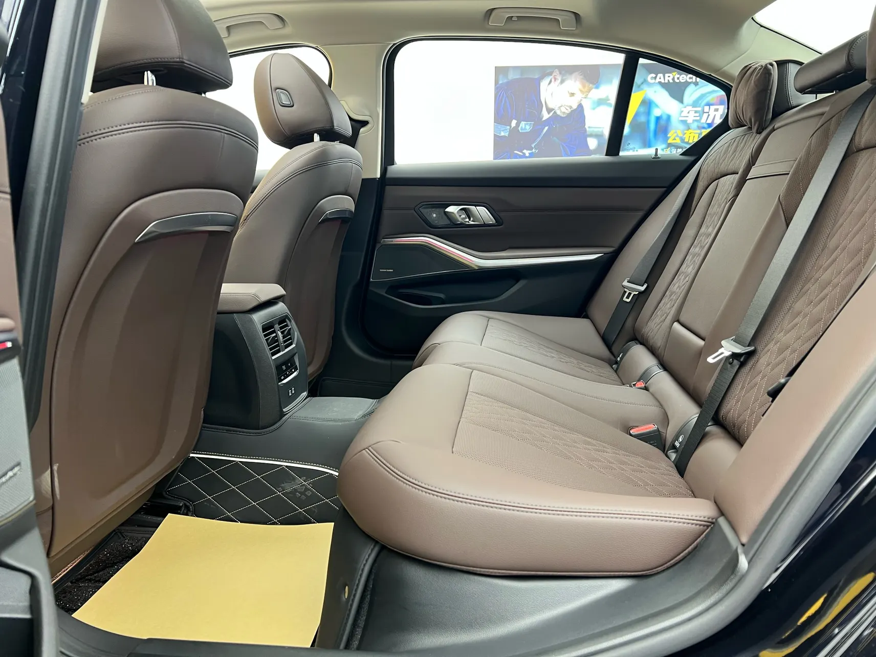 BMW 330Li, 2026 27