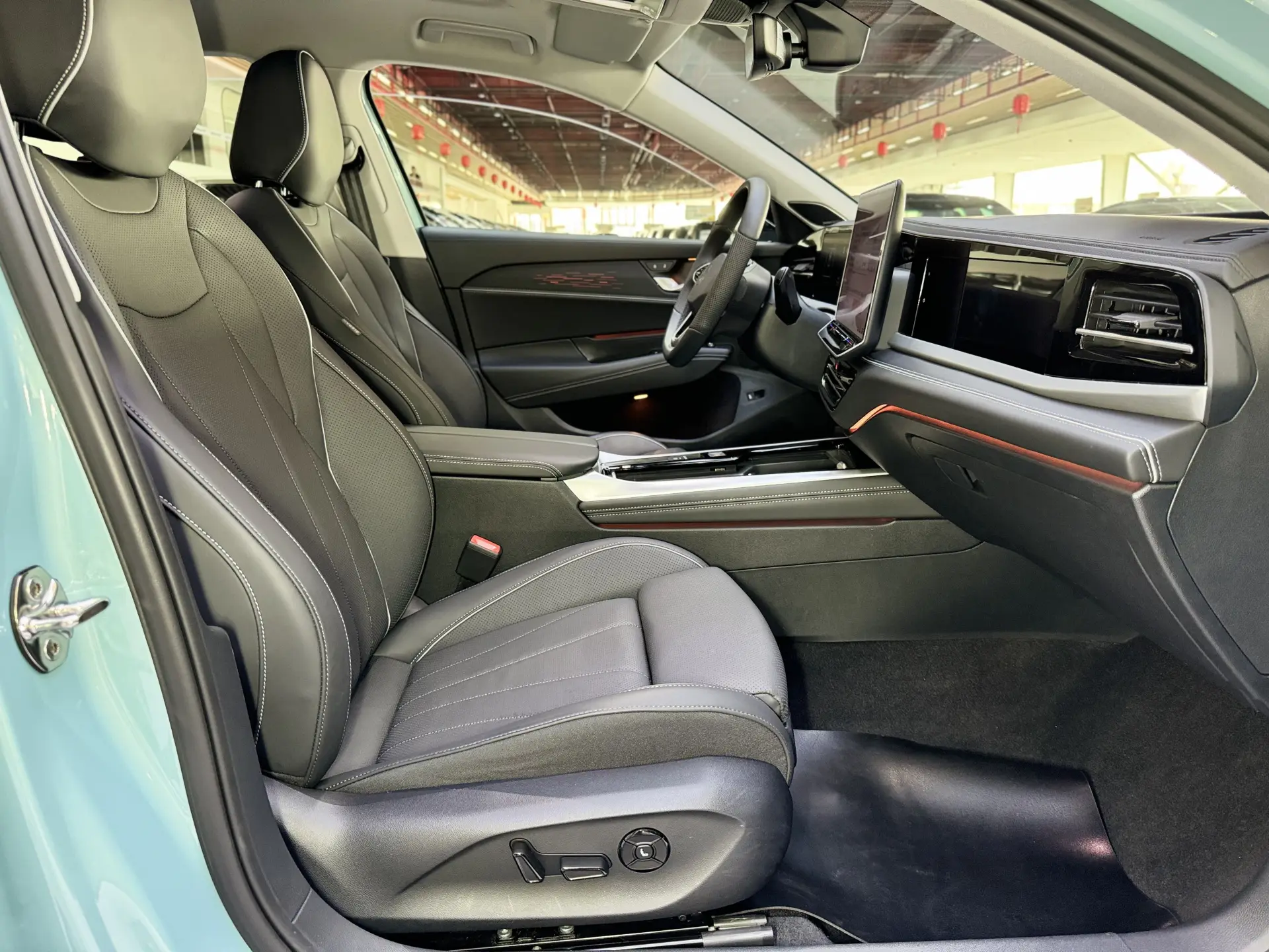 Volkswagen Passat, 2026 18