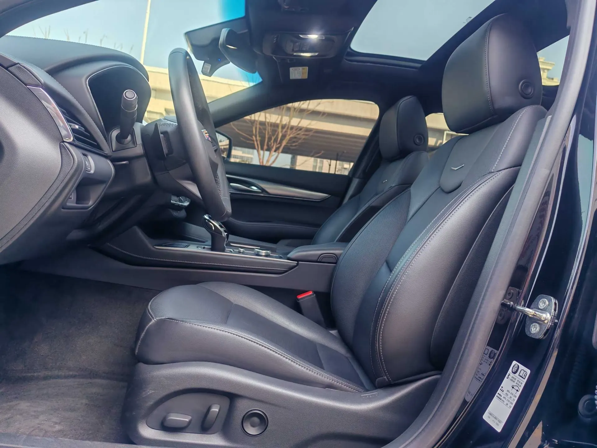 Cadillac CT5, 2023 13