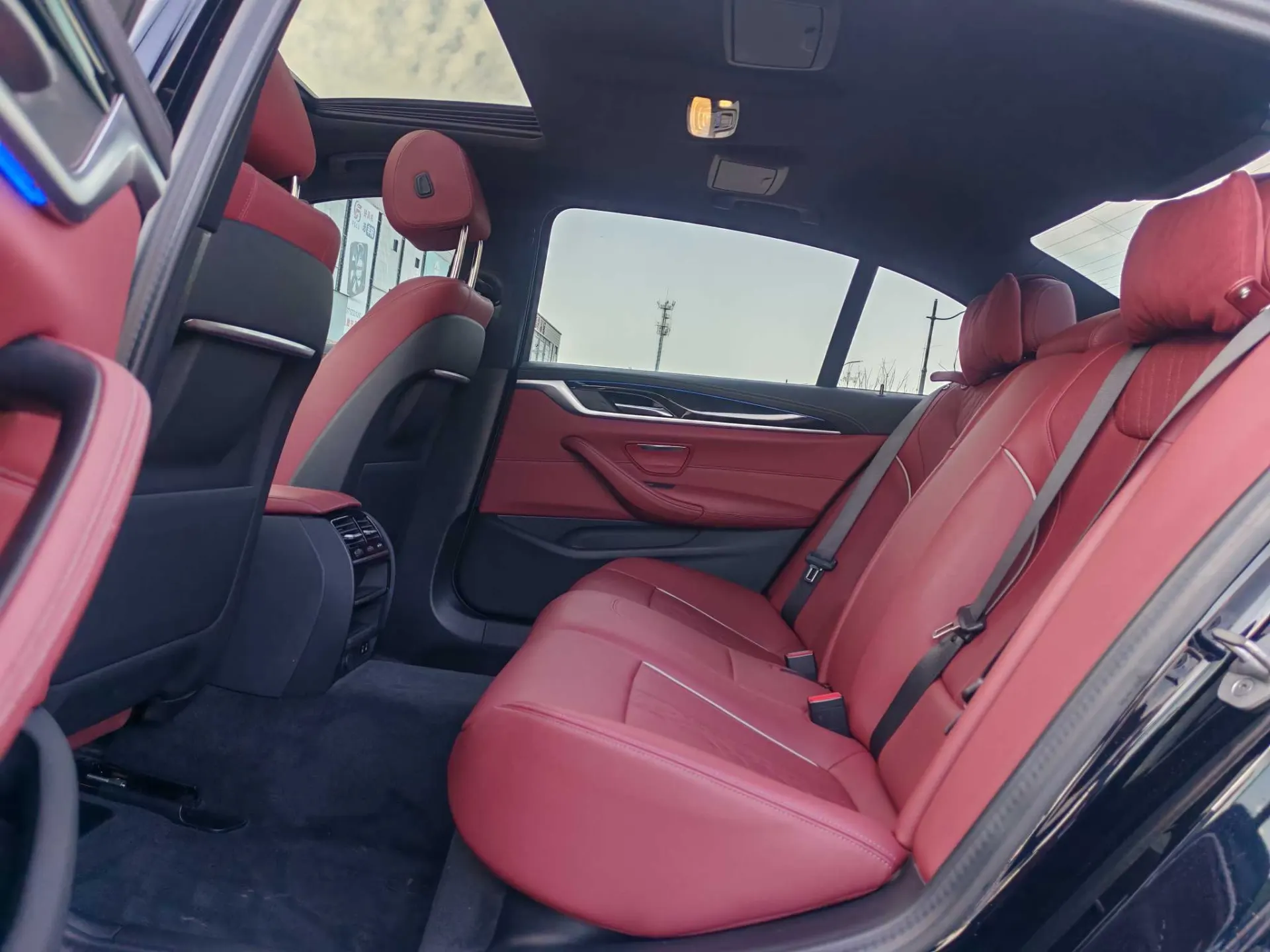 BMW 525Li, 2023 22