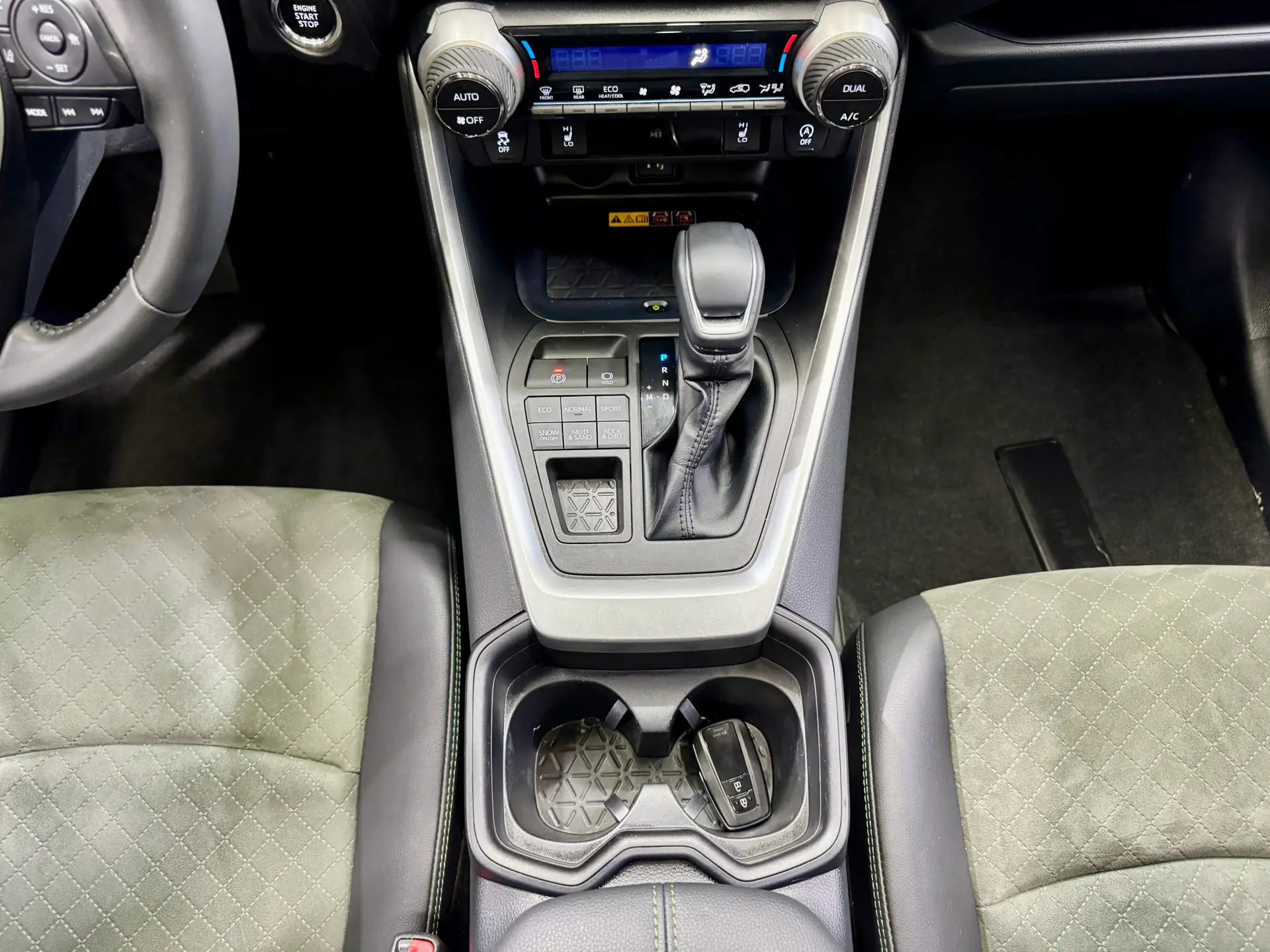 Toyota RAV4, 2024 22