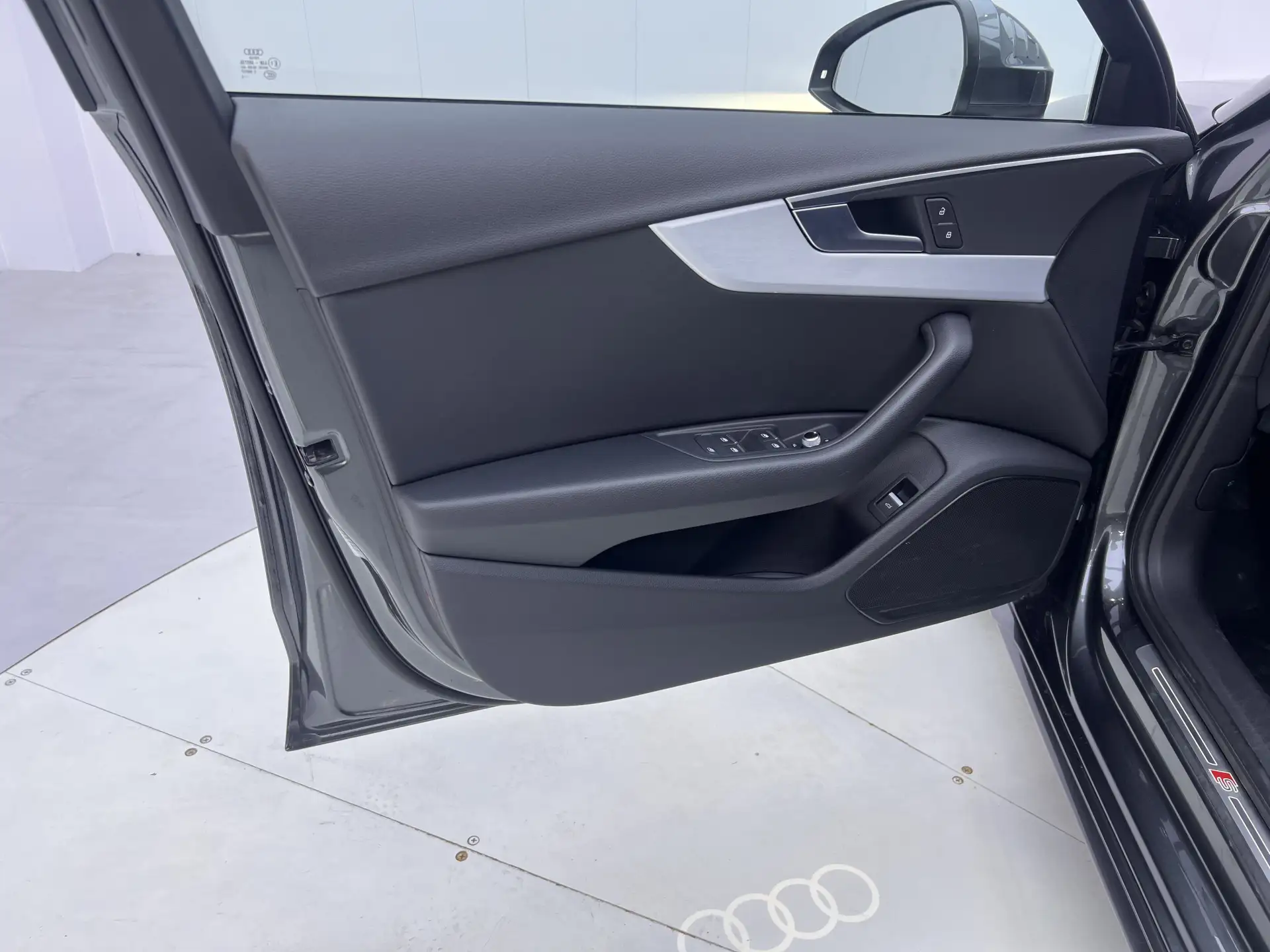 Audi A4L 45 TFSI, 2023 17