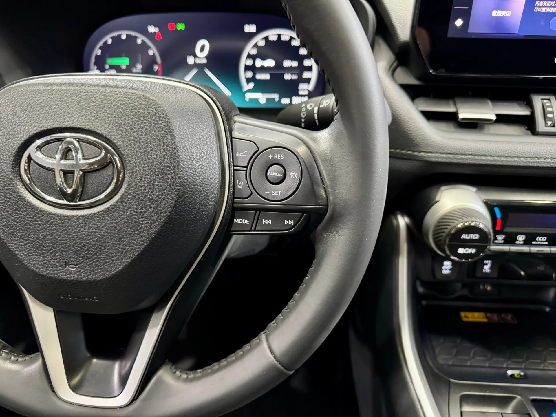 Toyota RAV4, 2024 20