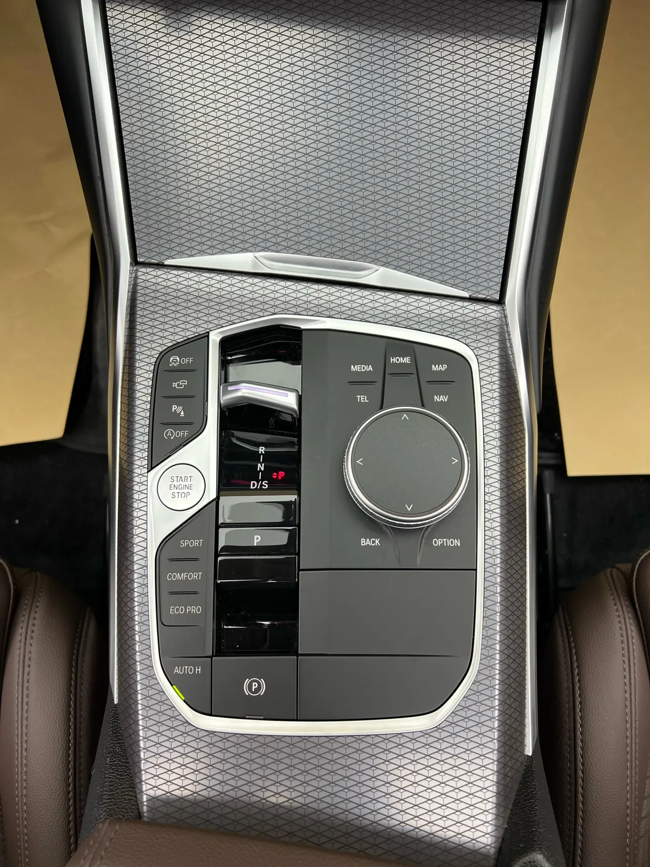 BMW 330Li, 2026 22
