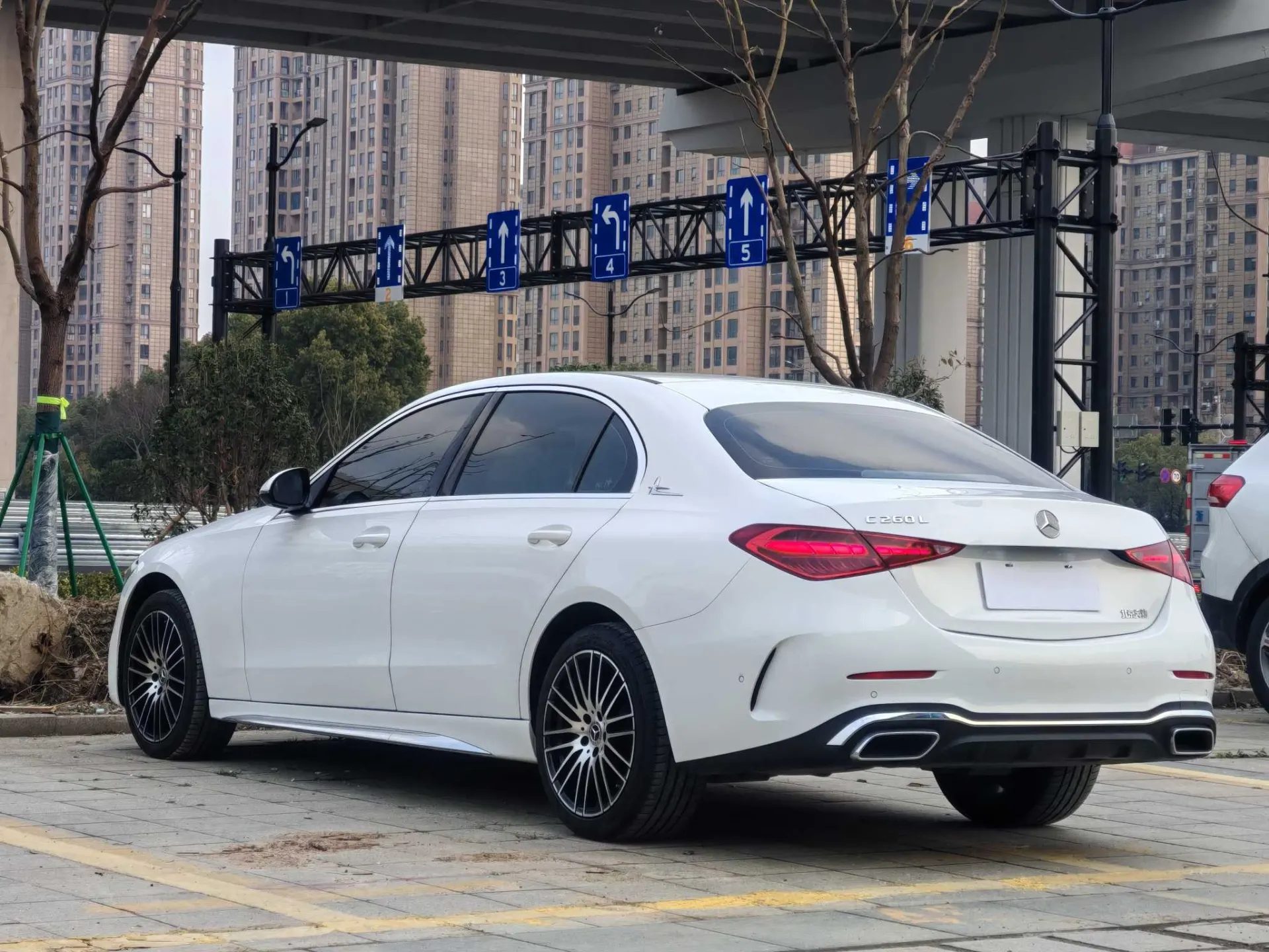 Mercedes-Benz C 200 L, 2023 6