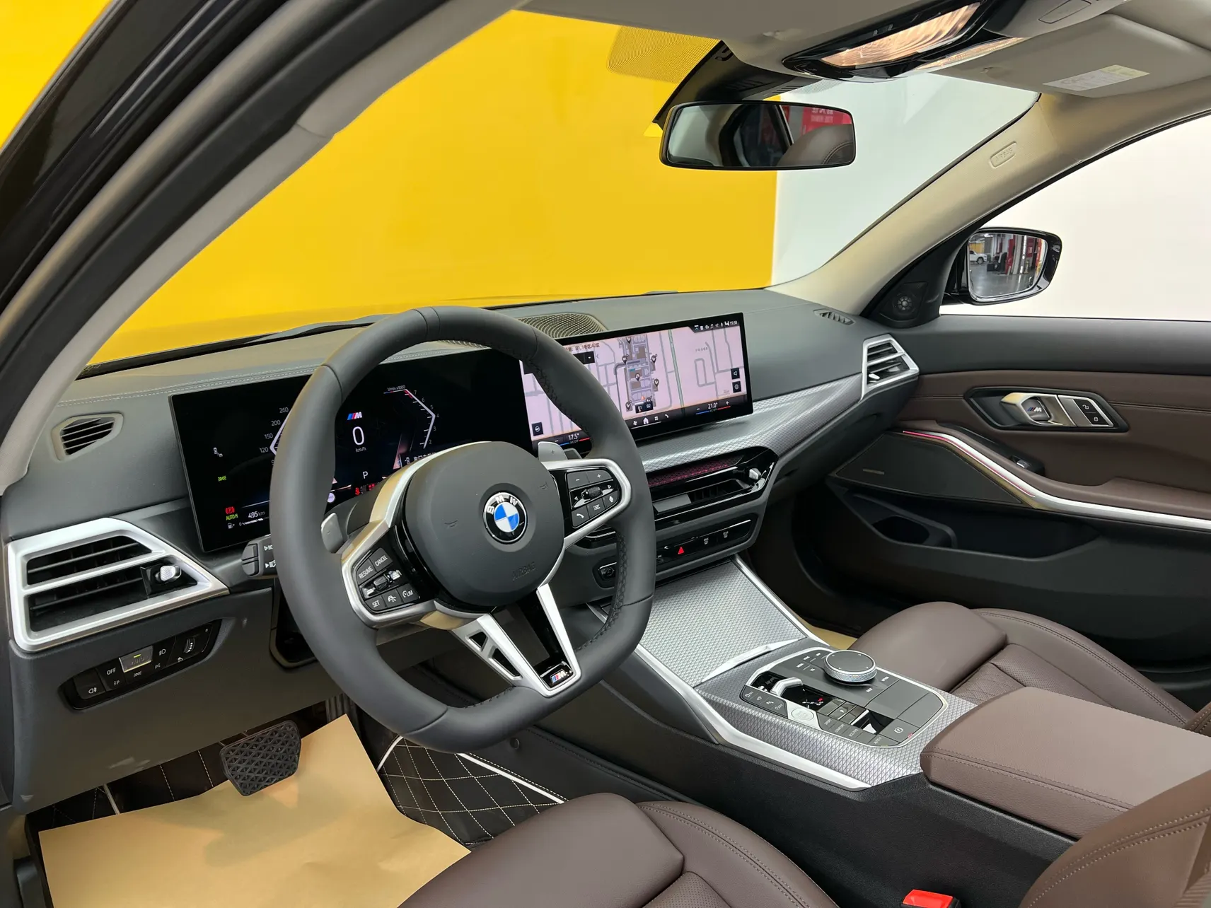 BMW 330Li, 2026 36