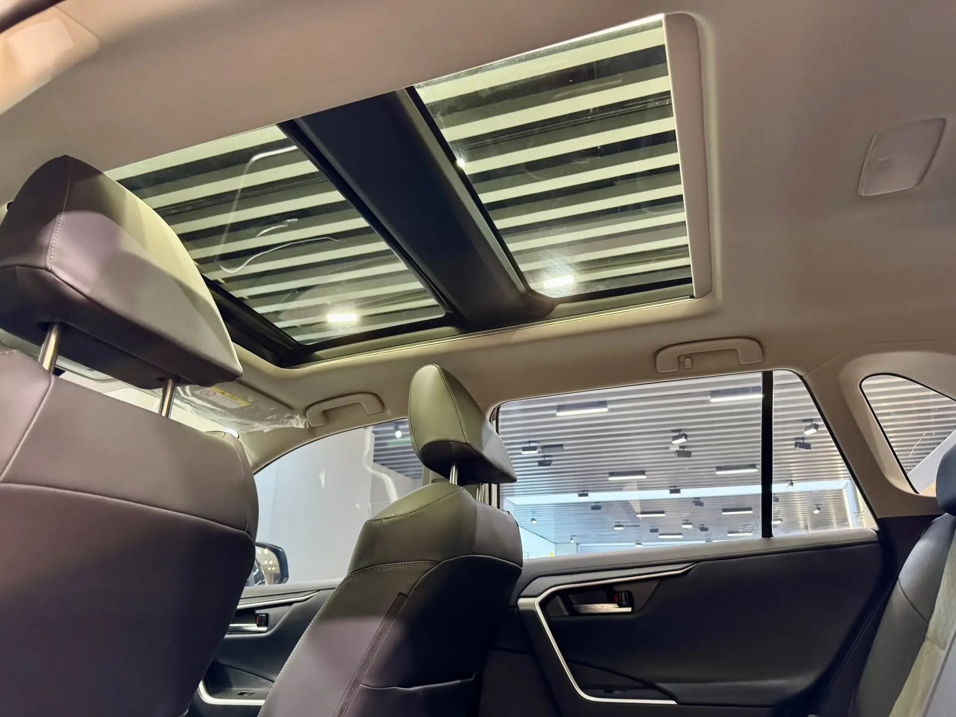 Toyota RAV4, 2024 29