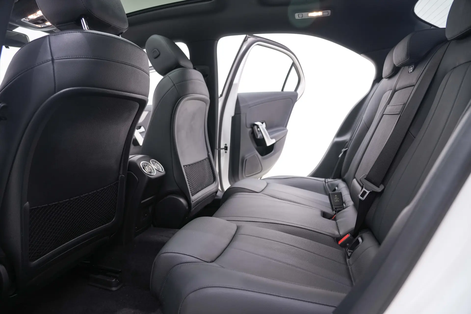 Mercedes-Benz A 180 L, 2021 21