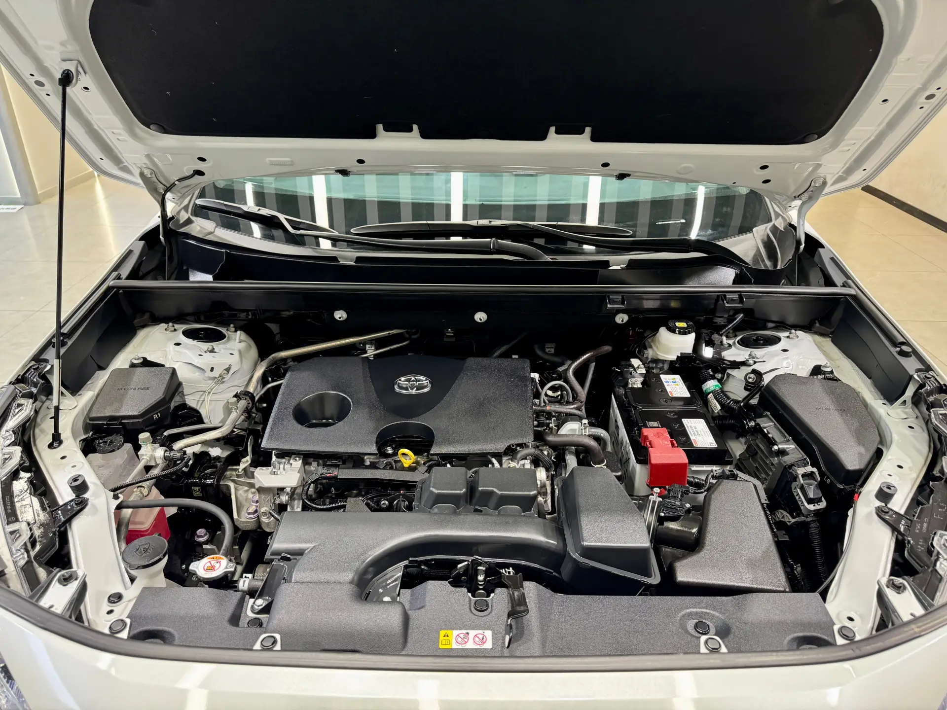 Toyota RAV4, 2024 27