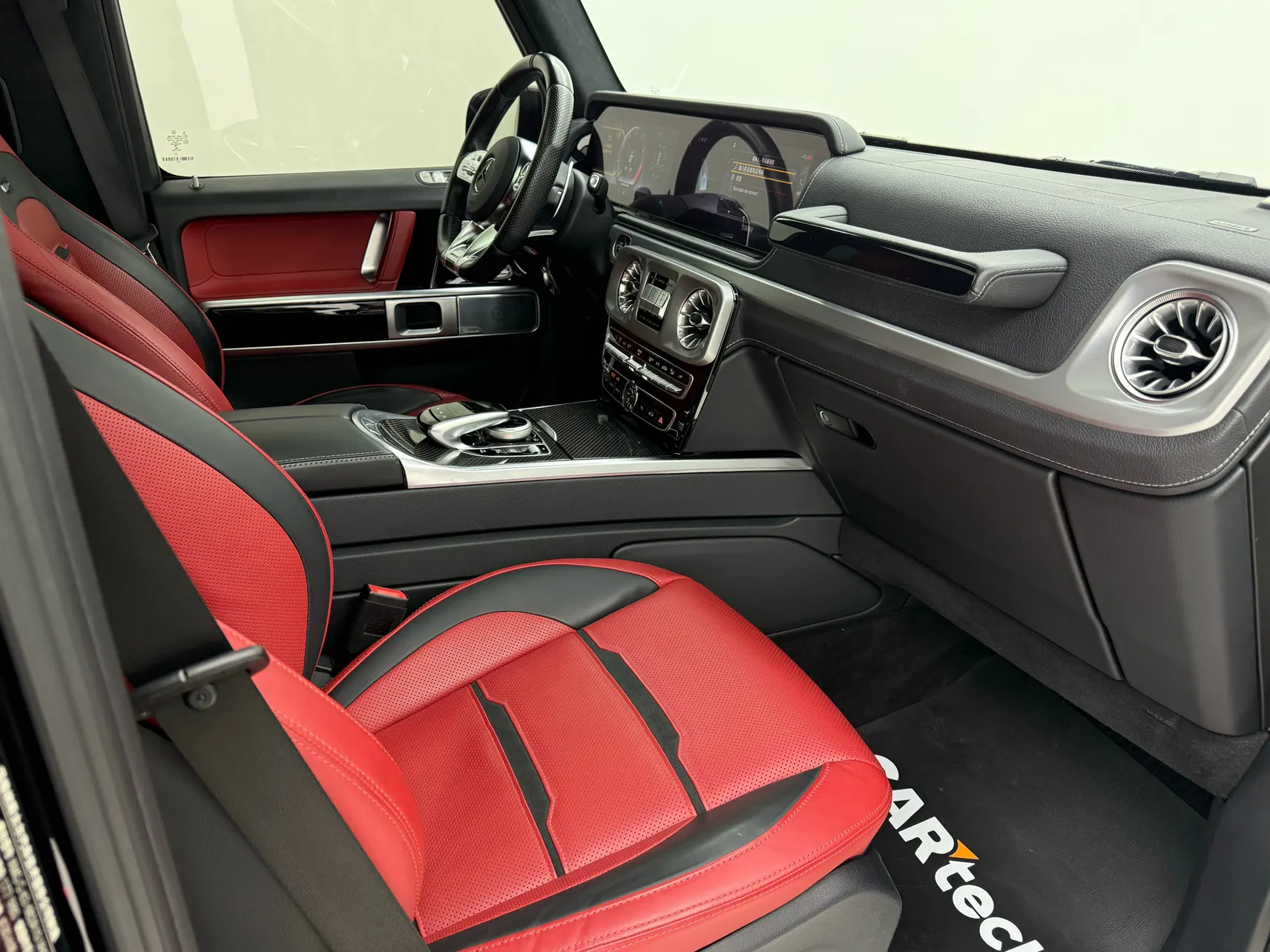 Mercedes-Benz G 63, 2022 18