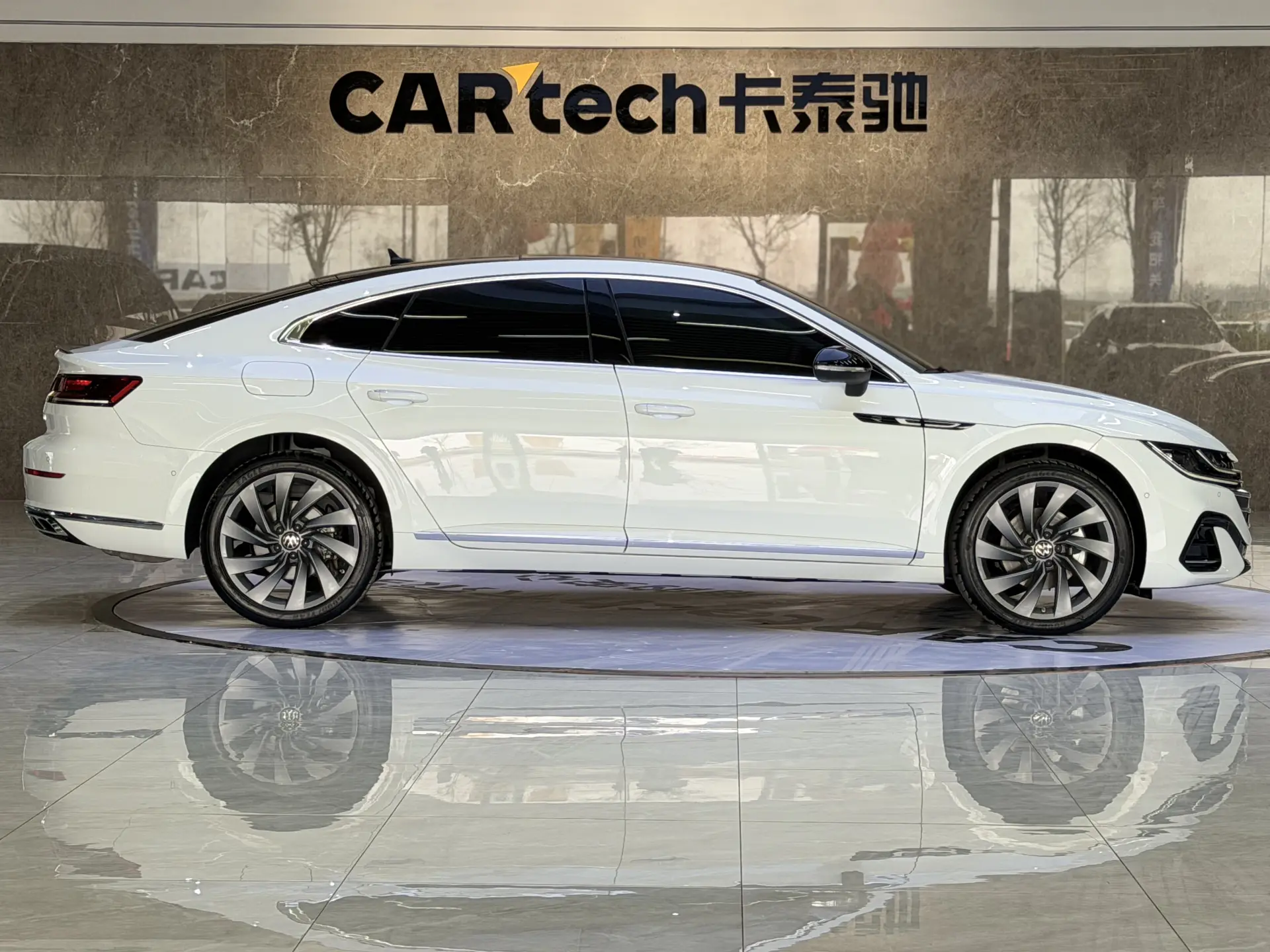 Volkswagen CC, 2025 4