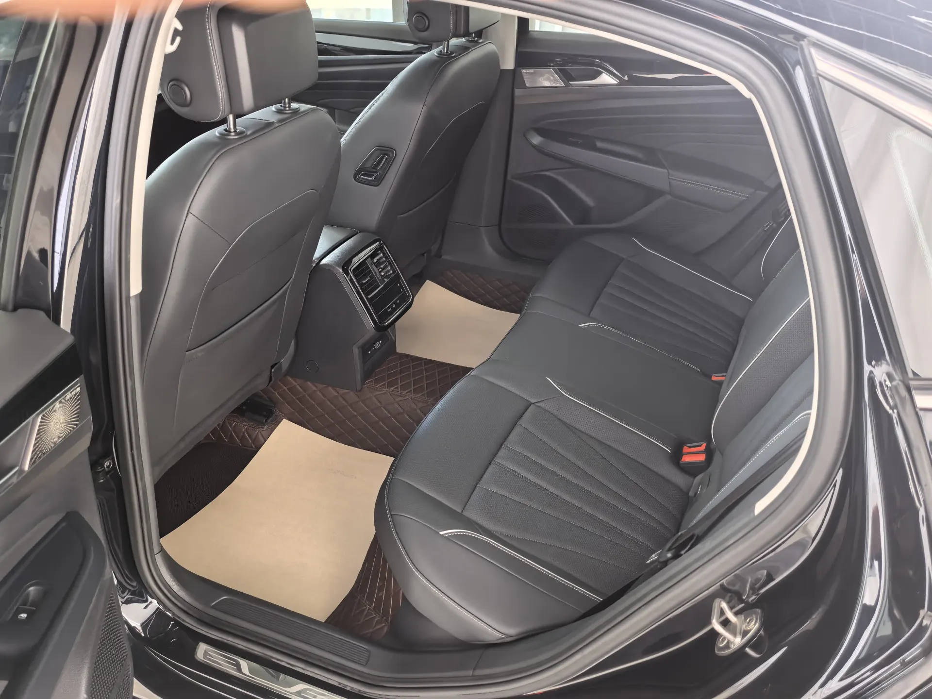 Volkswagen Passat, 2024 20