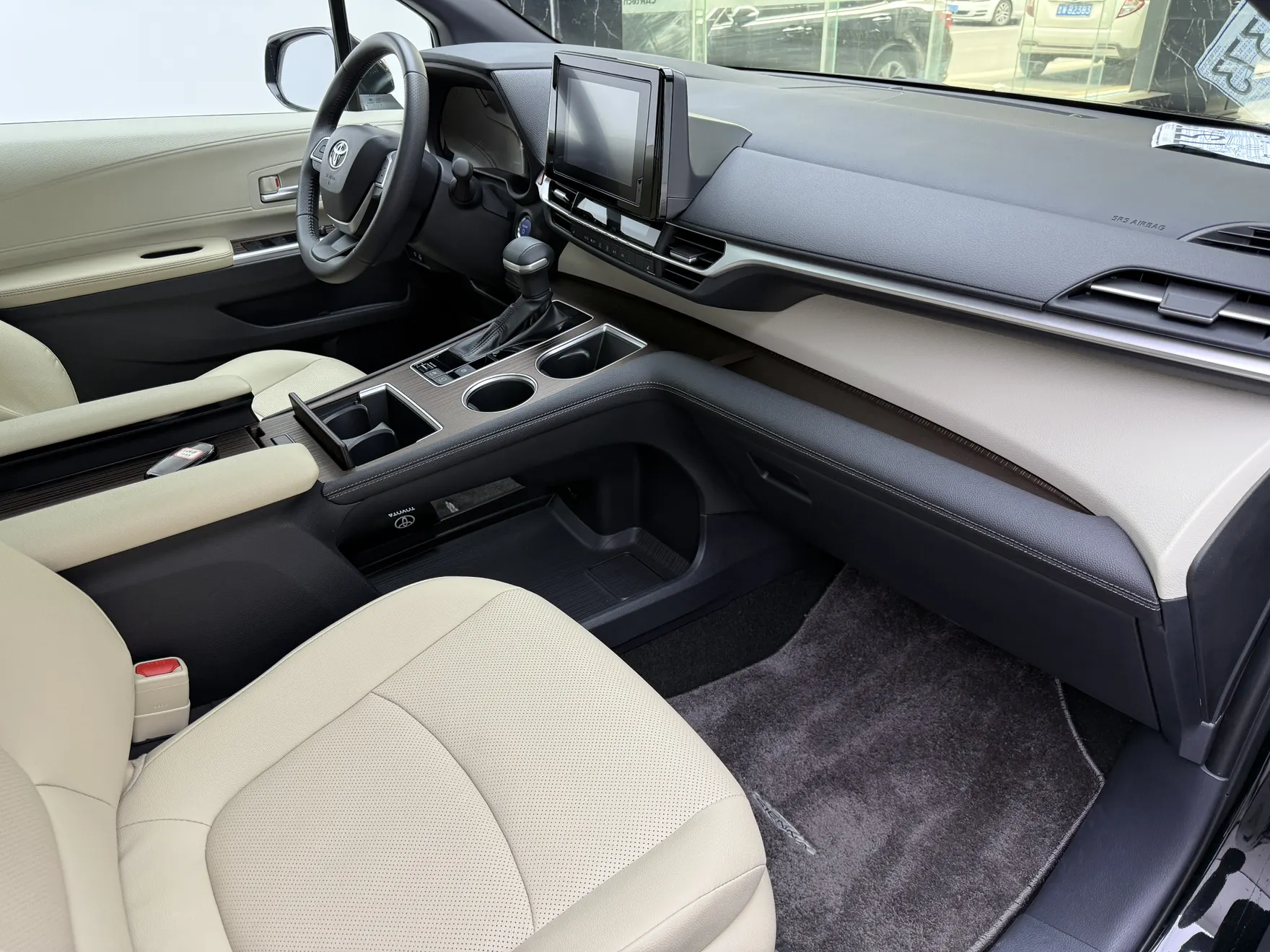 Toyota Sienna, 2024 18