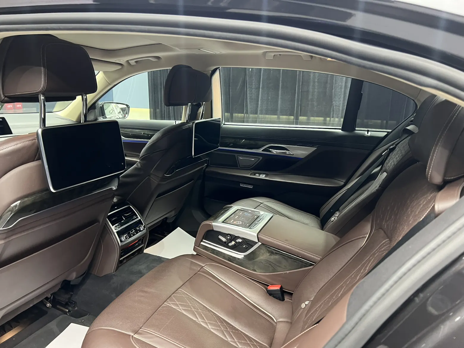 BMW 730Li, 2017 28