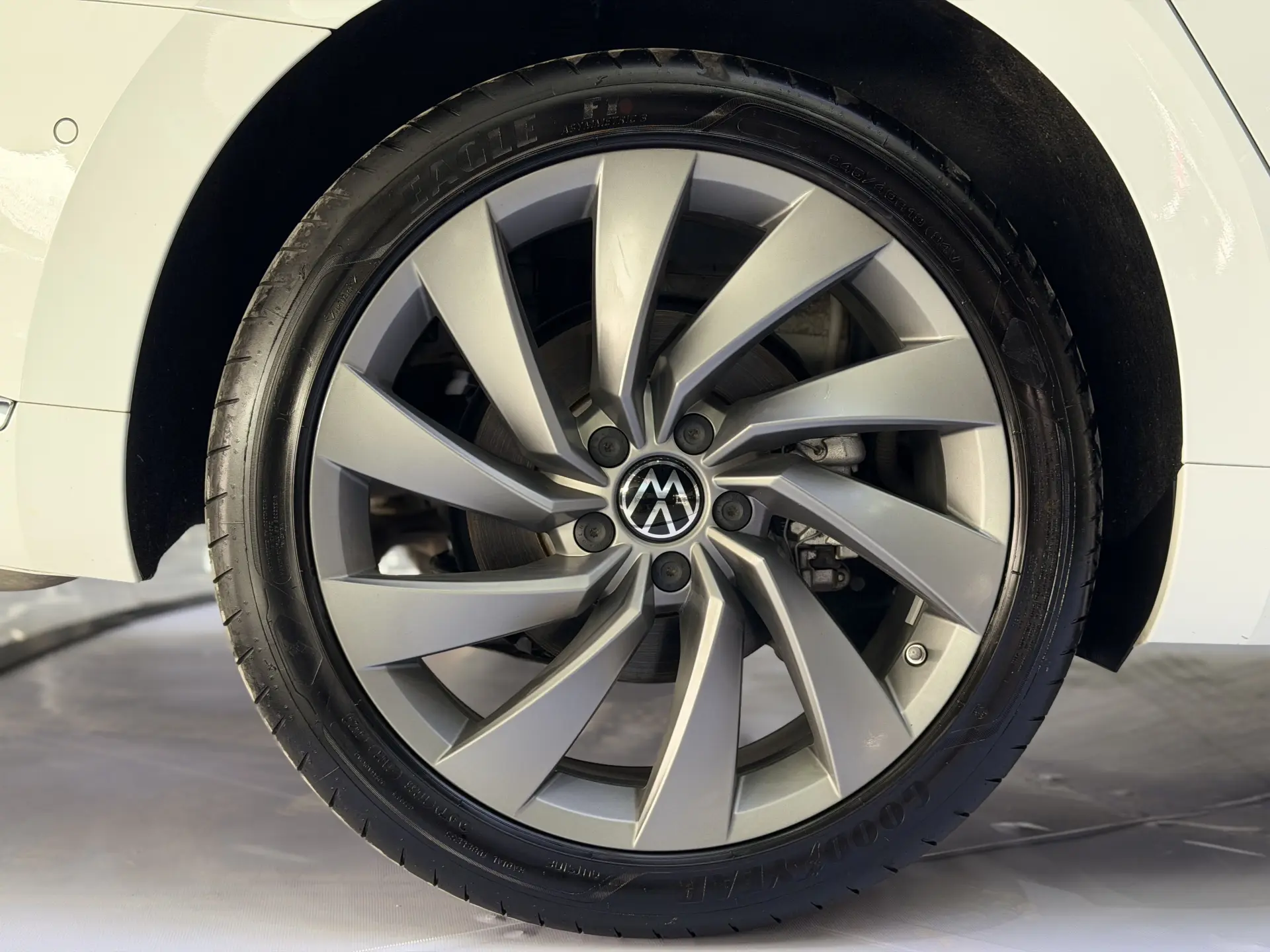 Volkswagen CC, 2025 11