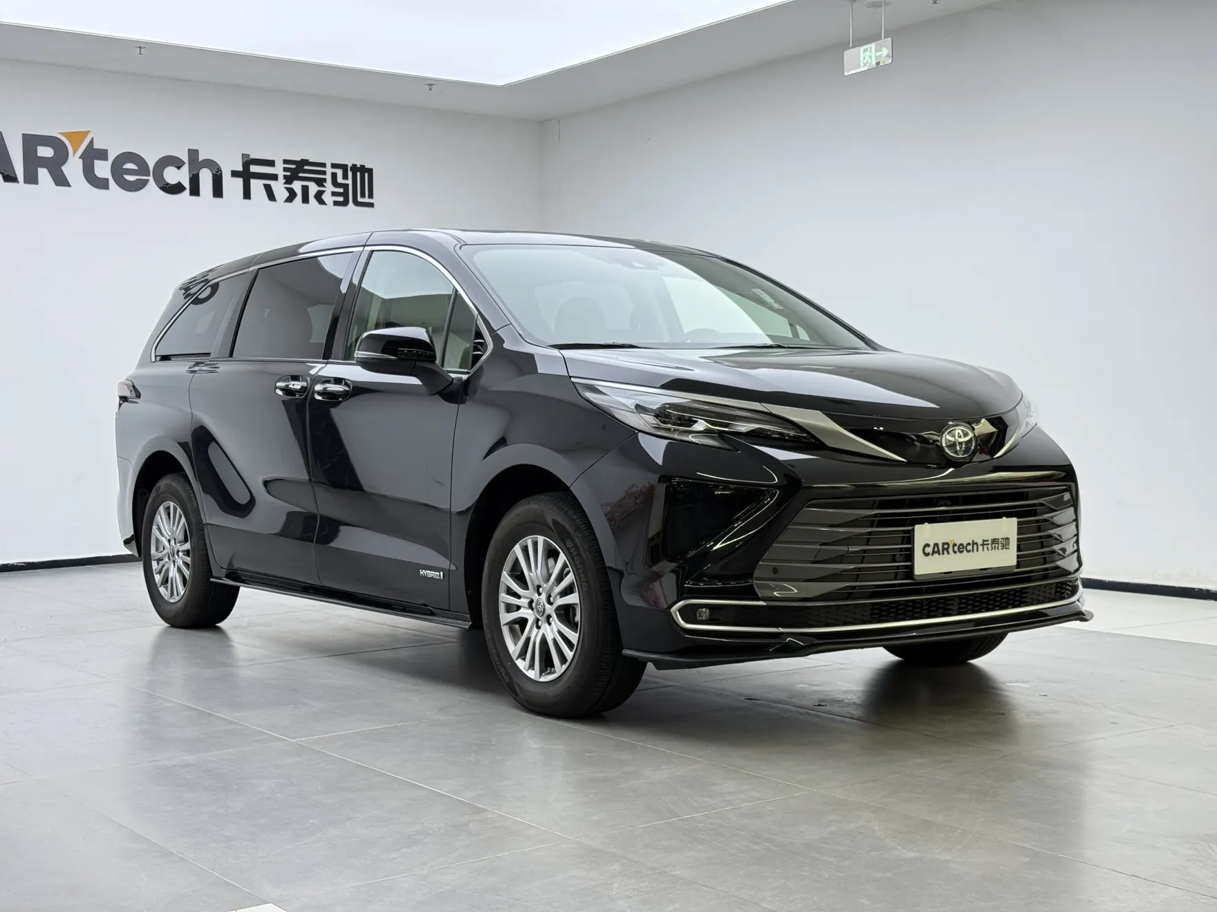 Toyota Sienna, 2024 2
