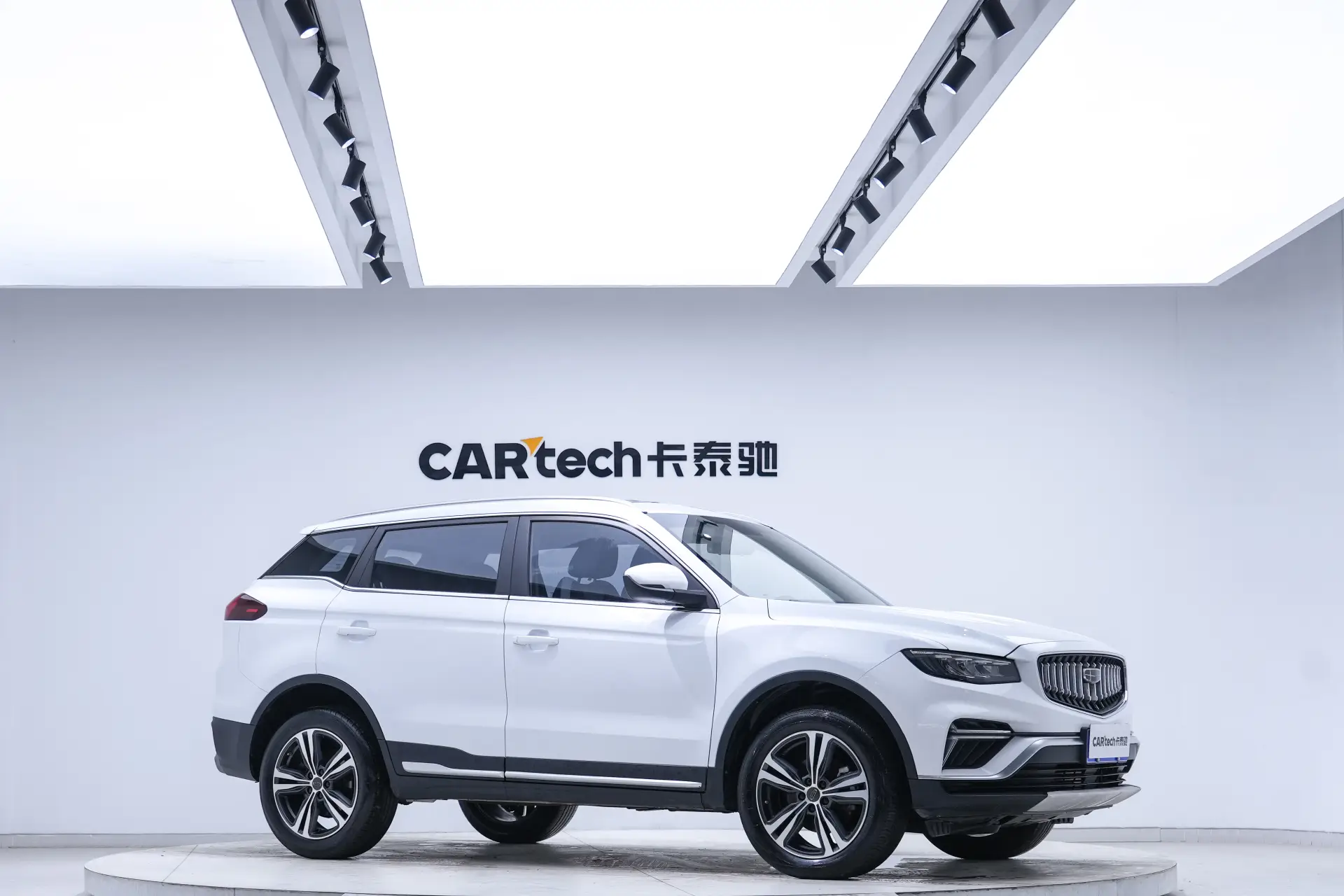 Geely Boyue, 2022 12