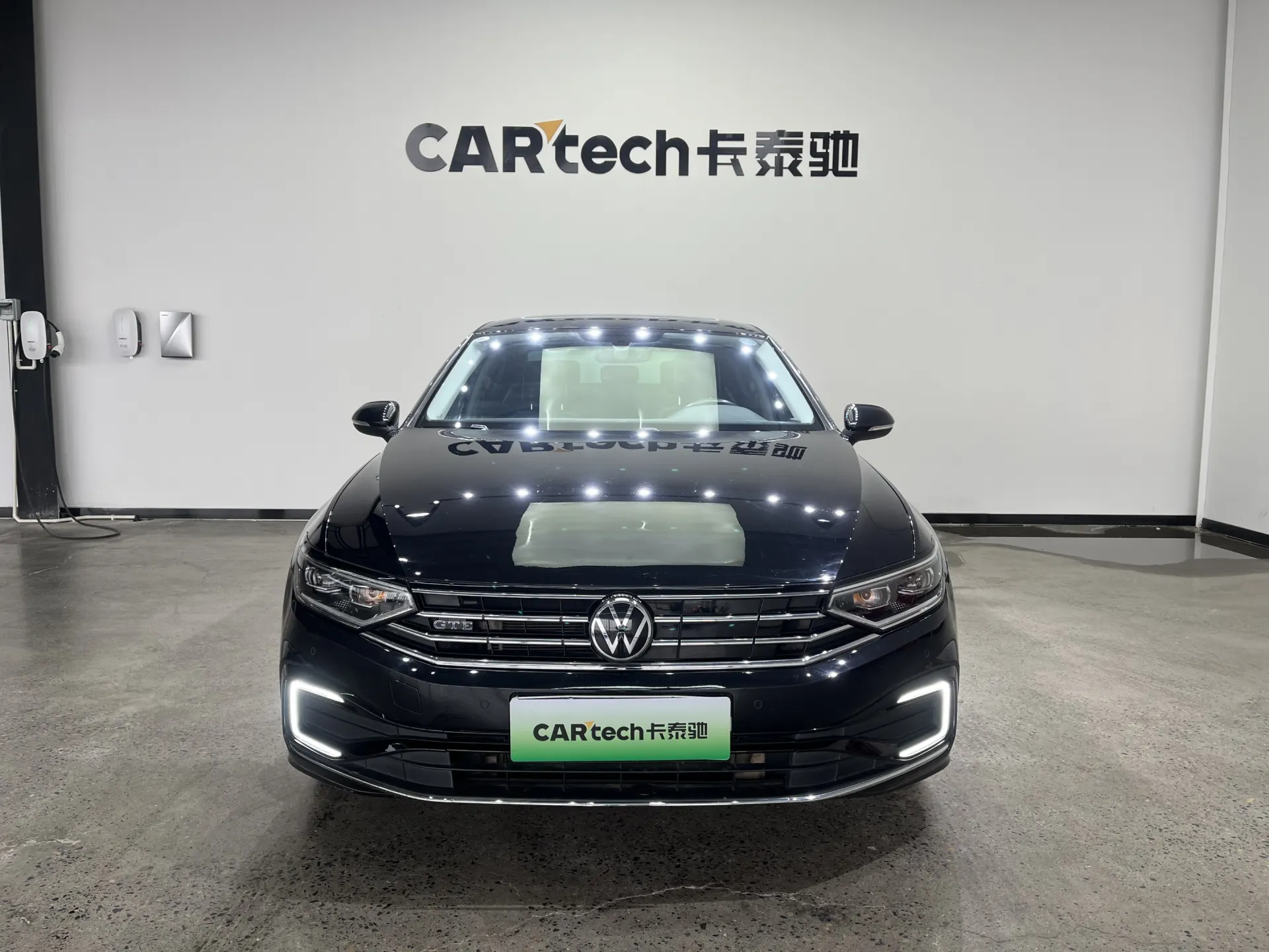 Volkswagen Magotan, 2023 3