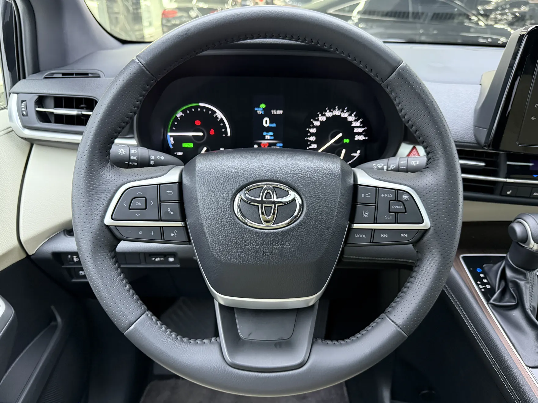 Toyota Sienna, 2024 15