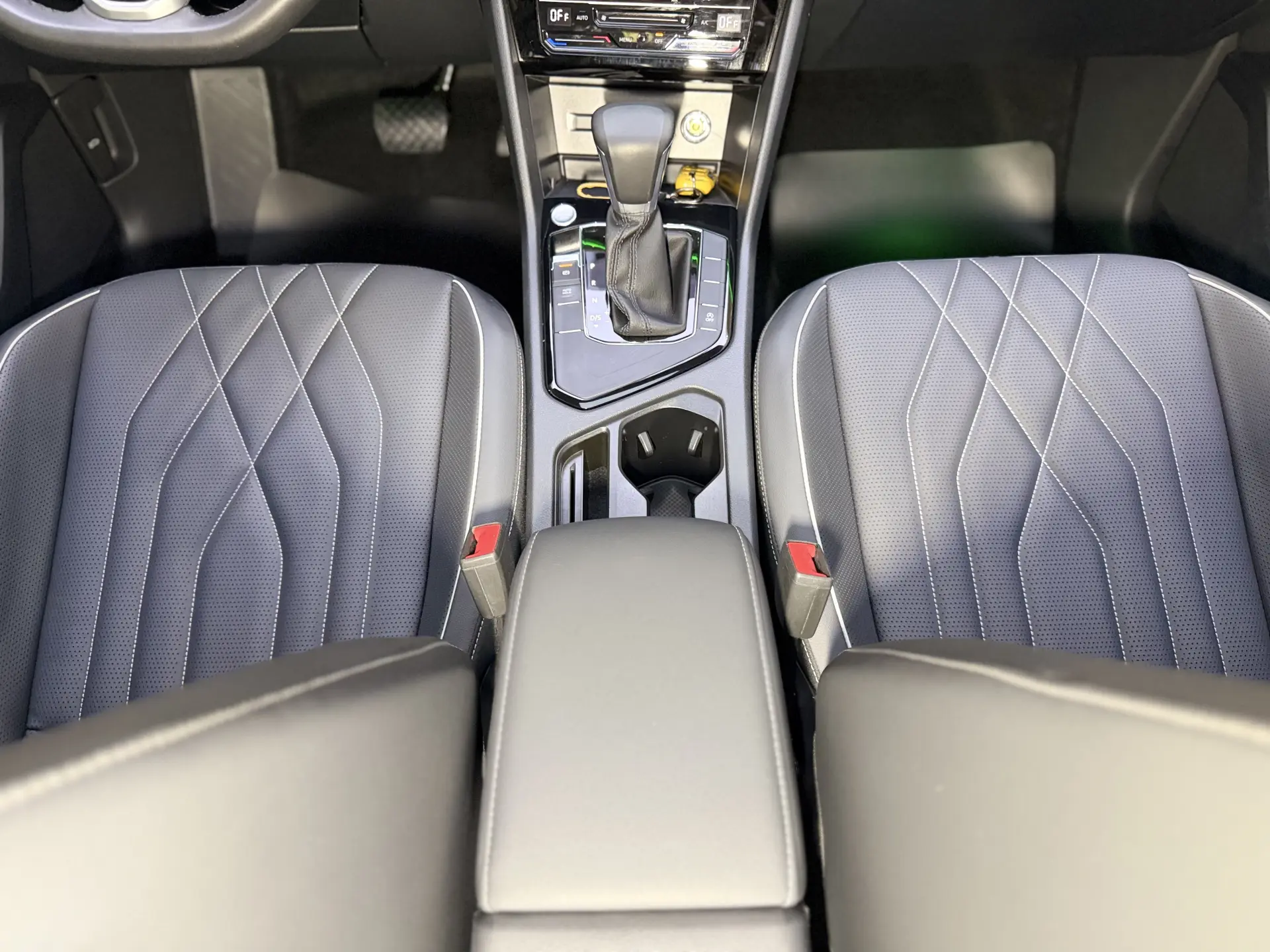 Volkswagen Tiguan L, 2023 20