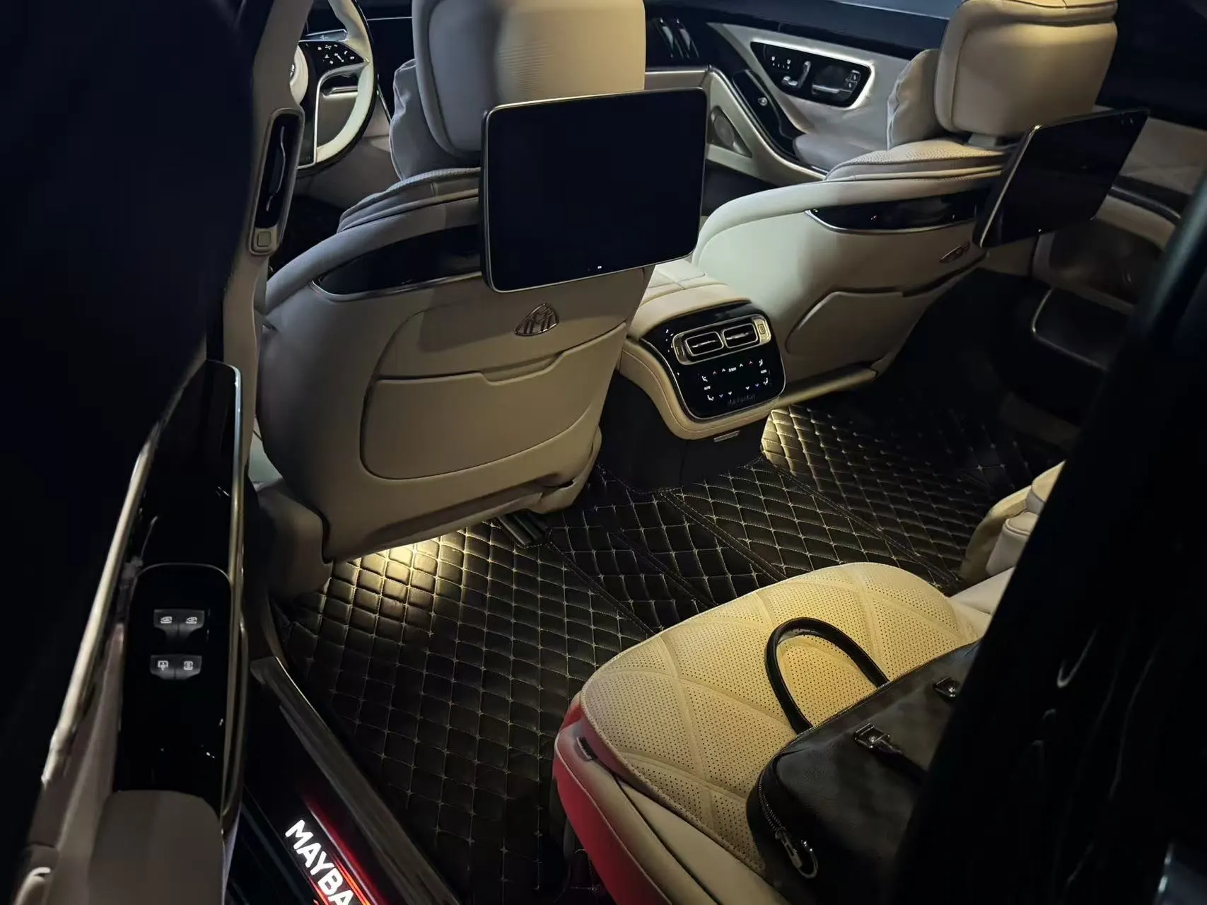Mercedes-Benz S 480 4MATIC, 2026 11
