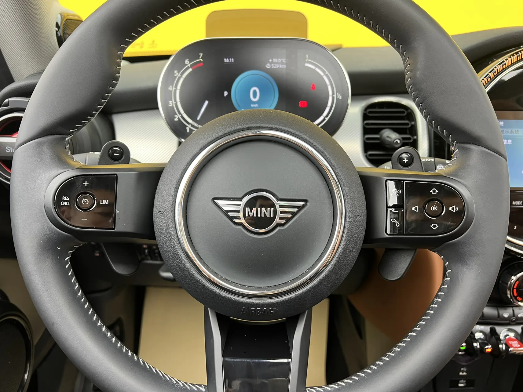 Mini Cooper, 2023 16