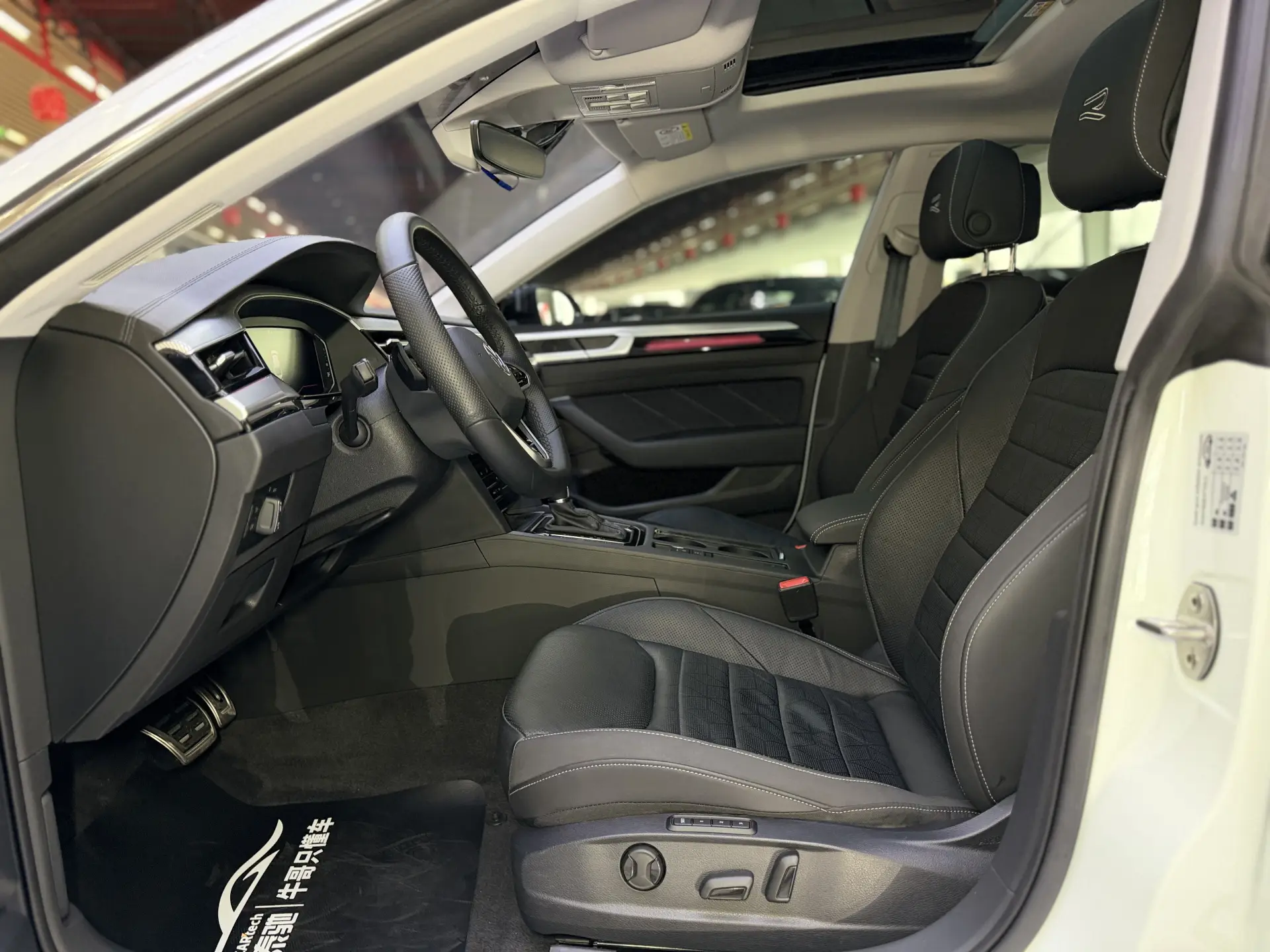 Volkswagen CC, 2025 17