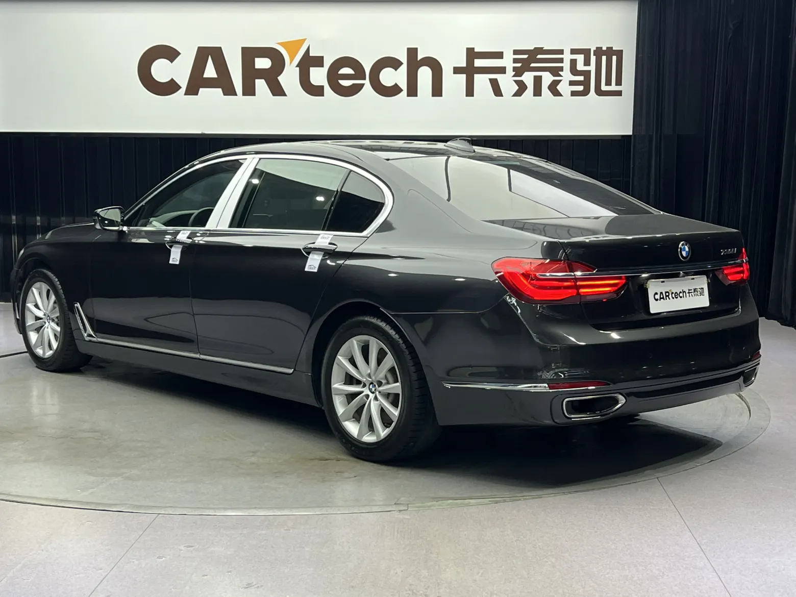 BMW 730Li, 2017 12