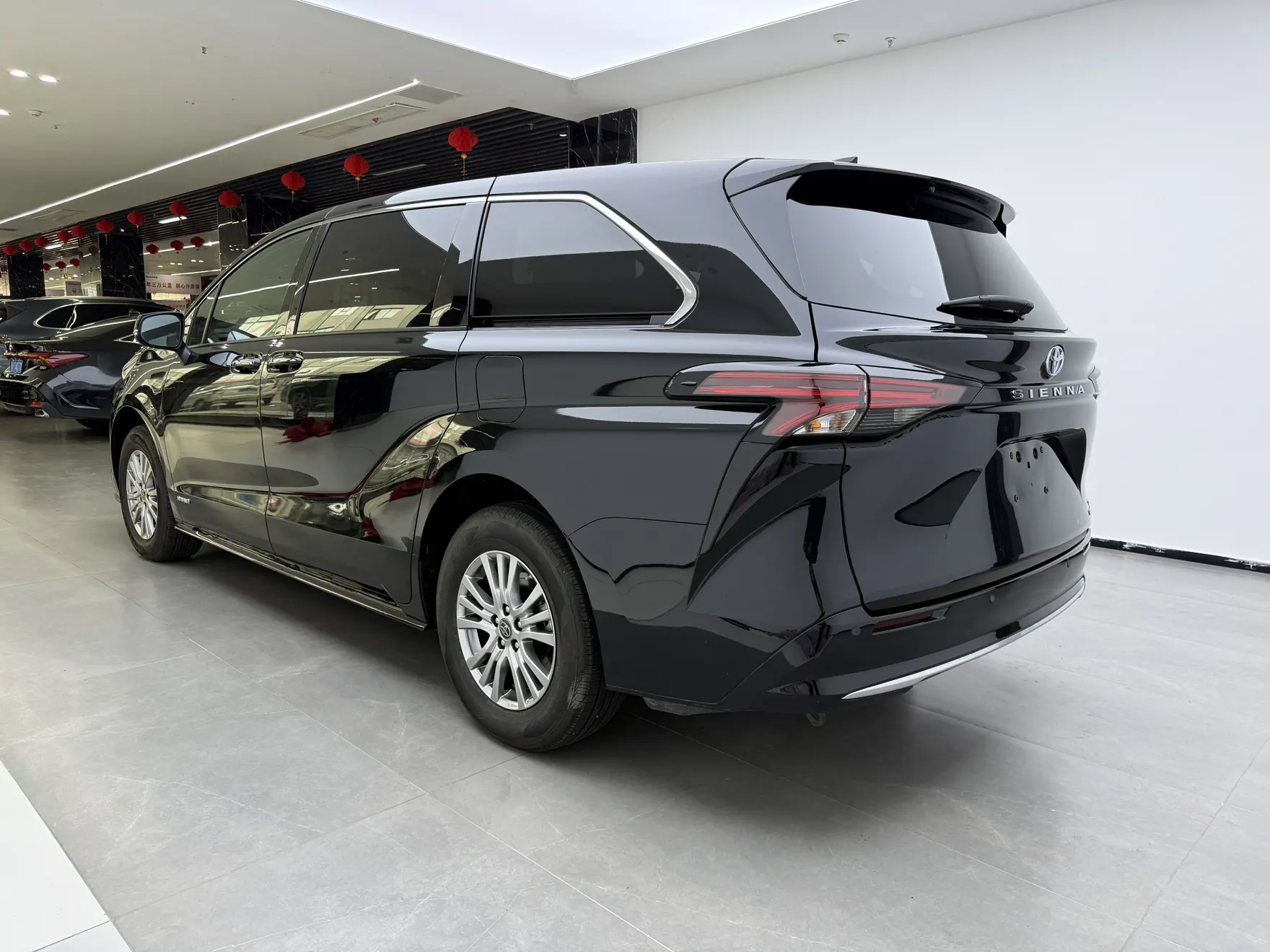 Toyota Sienna, 2024 7