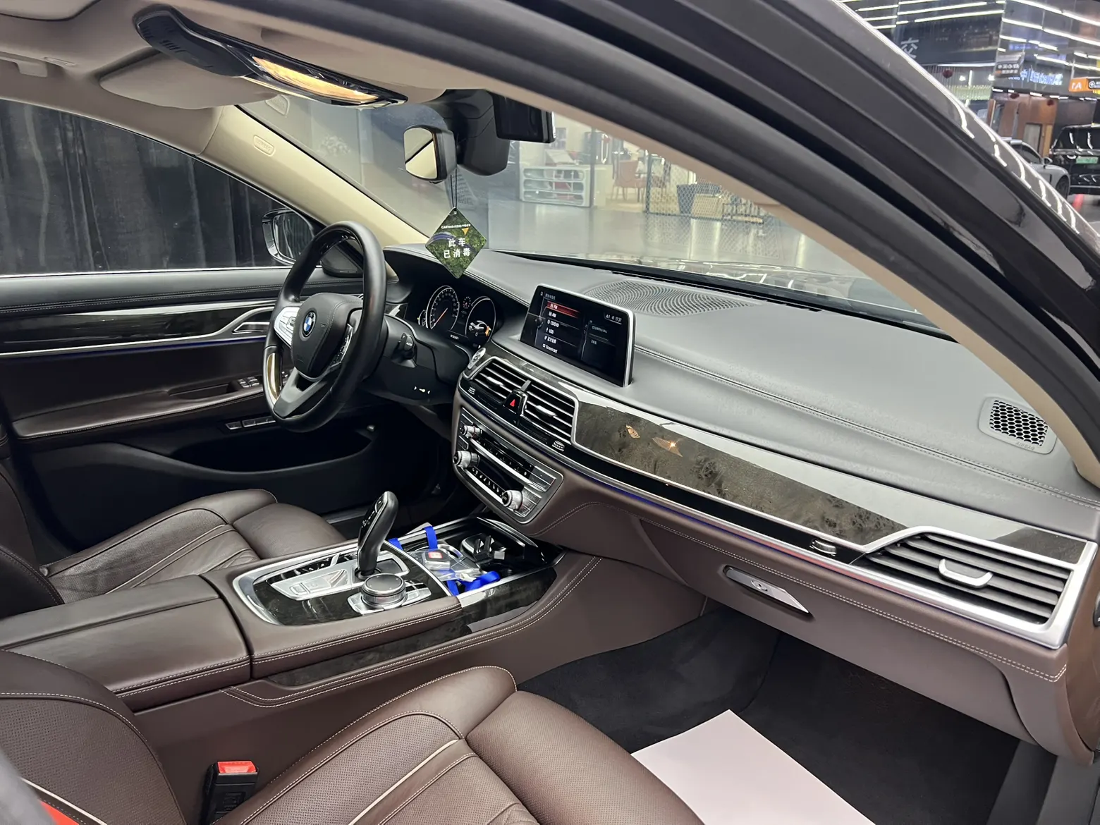 BMW 730Li, 2017 18