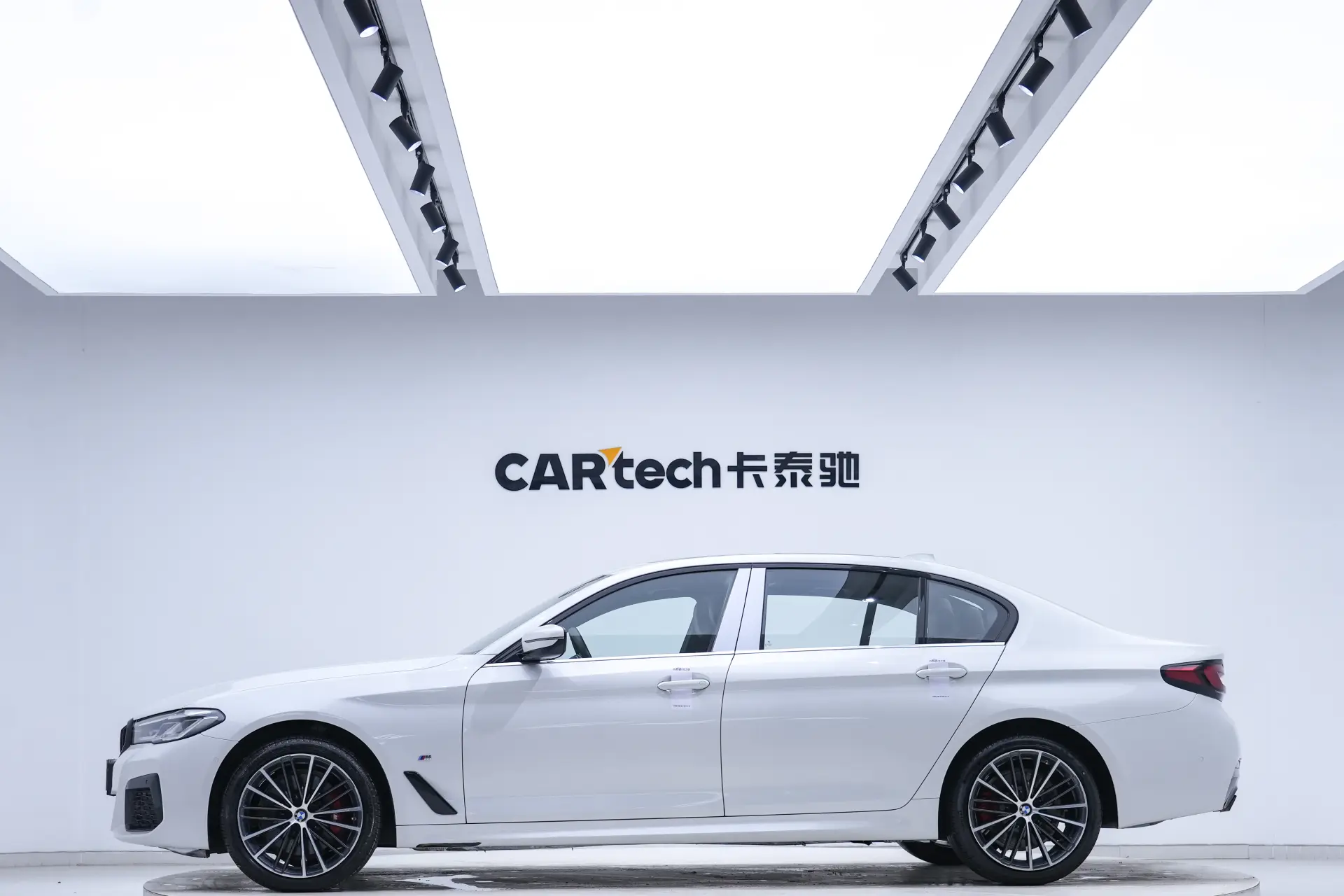 BMW 530Li, 2022 8
