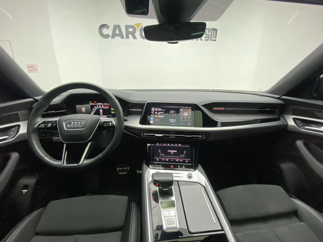 Audi Q6 45 TFSI, 2023 13