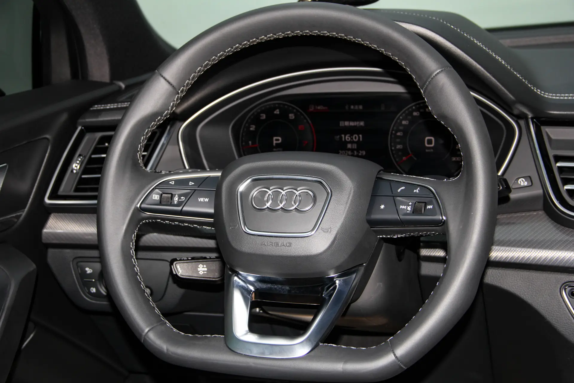 Audi Q5L 40 TFSI, 2024 14