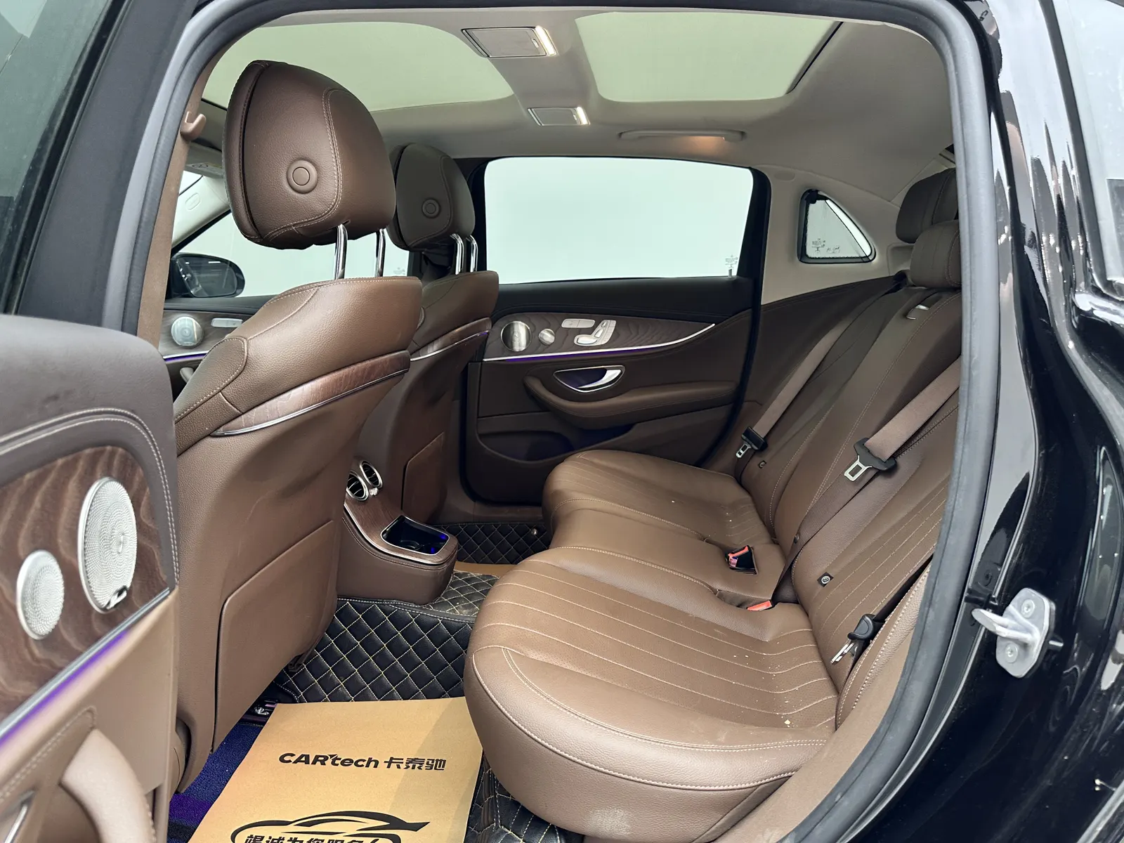 Mercedes-Benz E 300 L, 2021 9