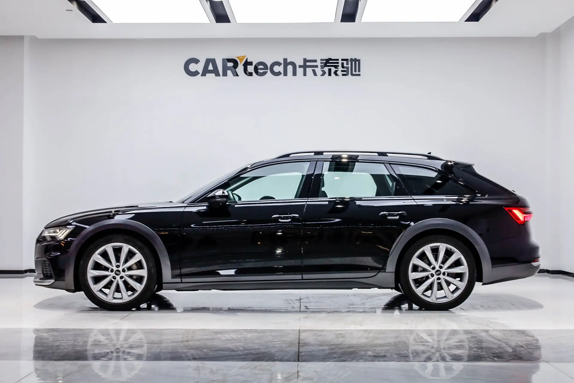 Audi A6, 2021 все фото