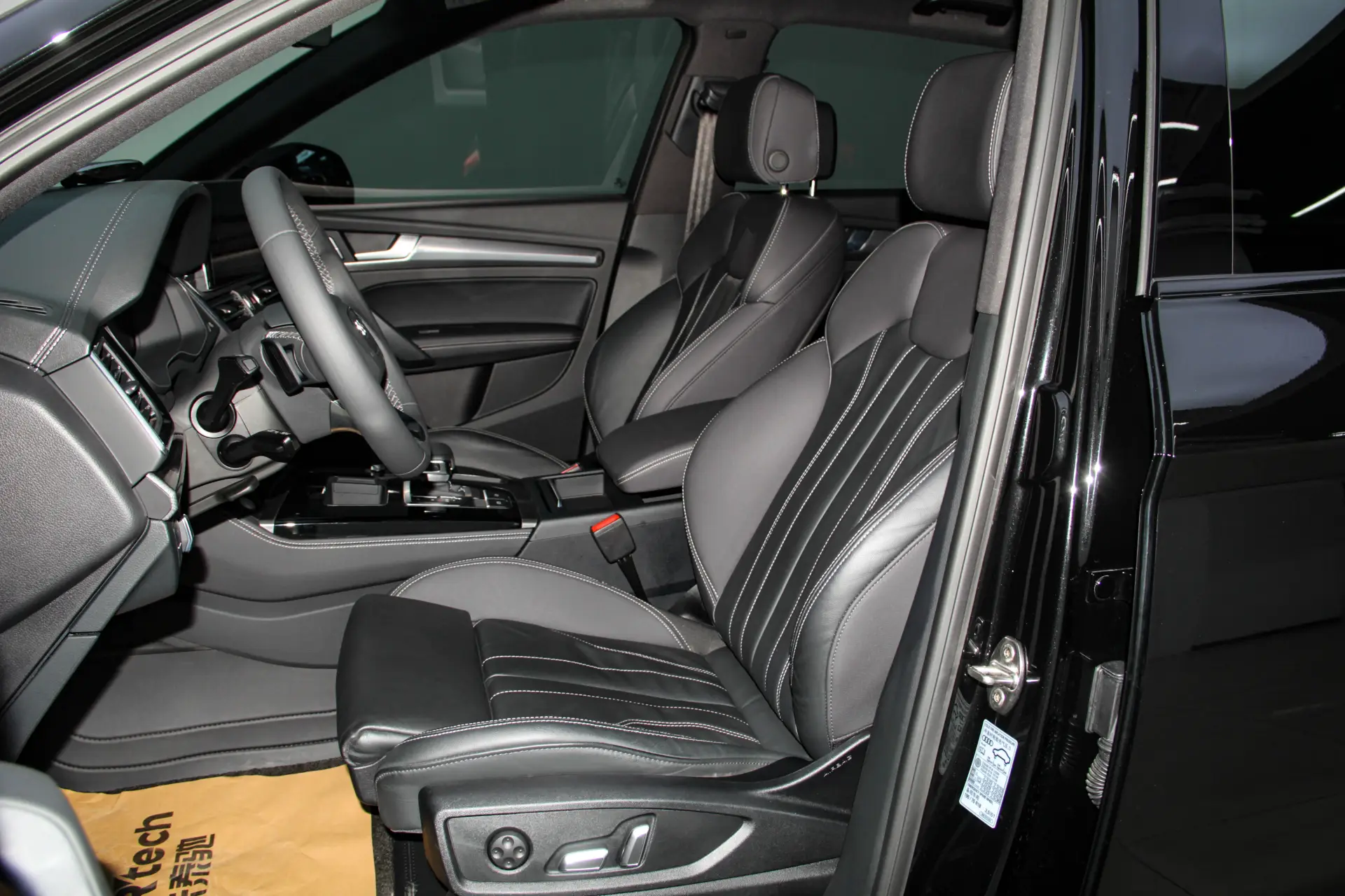 Audi Q5L 40 TFSI, 2024 17