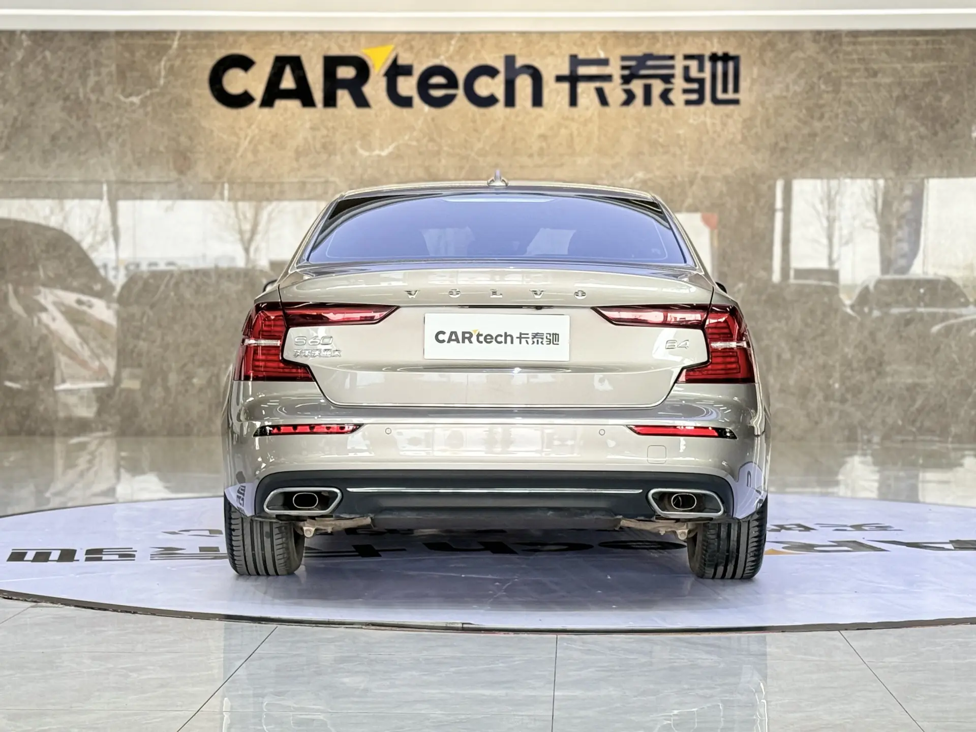 Volvo S60, 2022 6