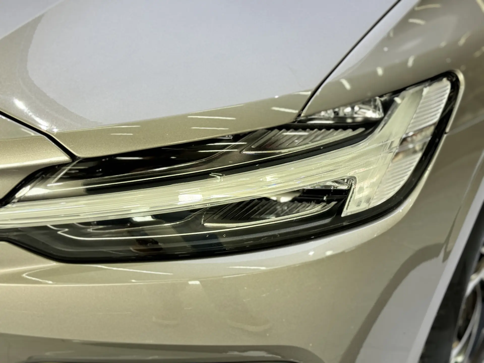 Volvo S60, 2022 9
