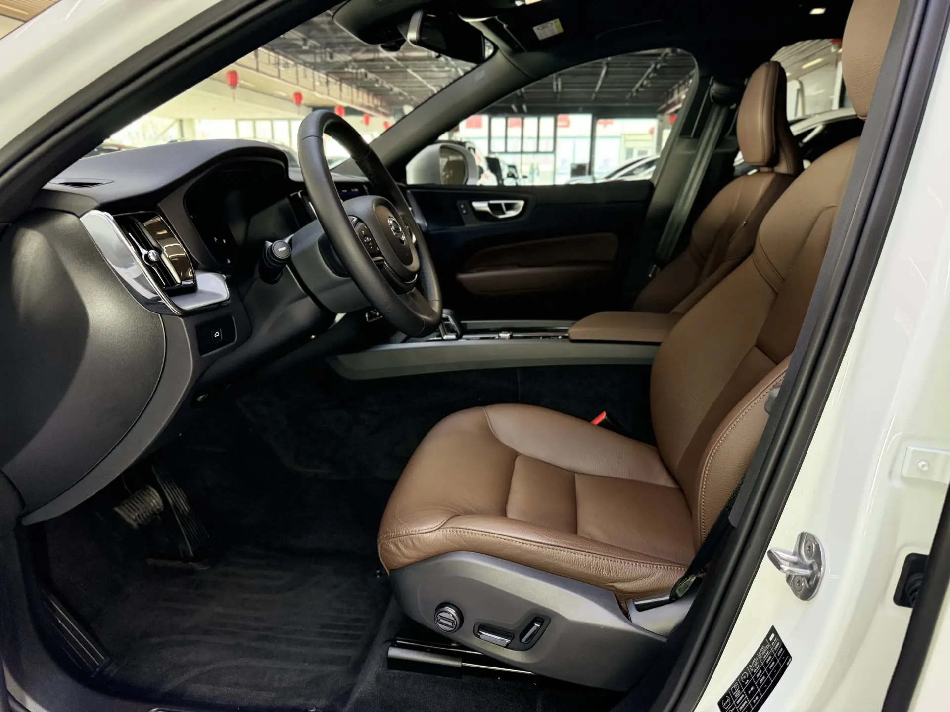 Volvo XC60, 2024 17