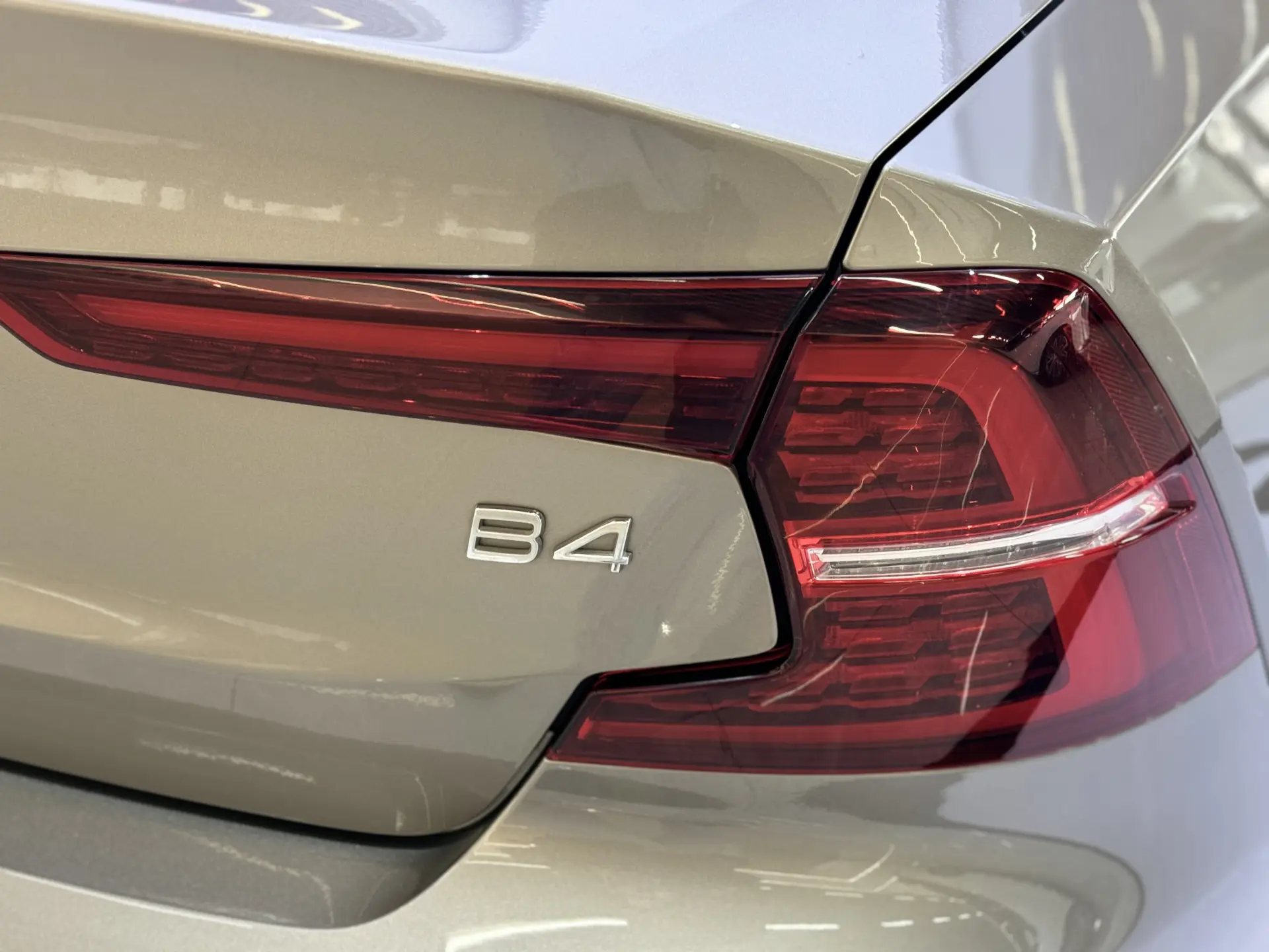Volvo S60, 2022 10