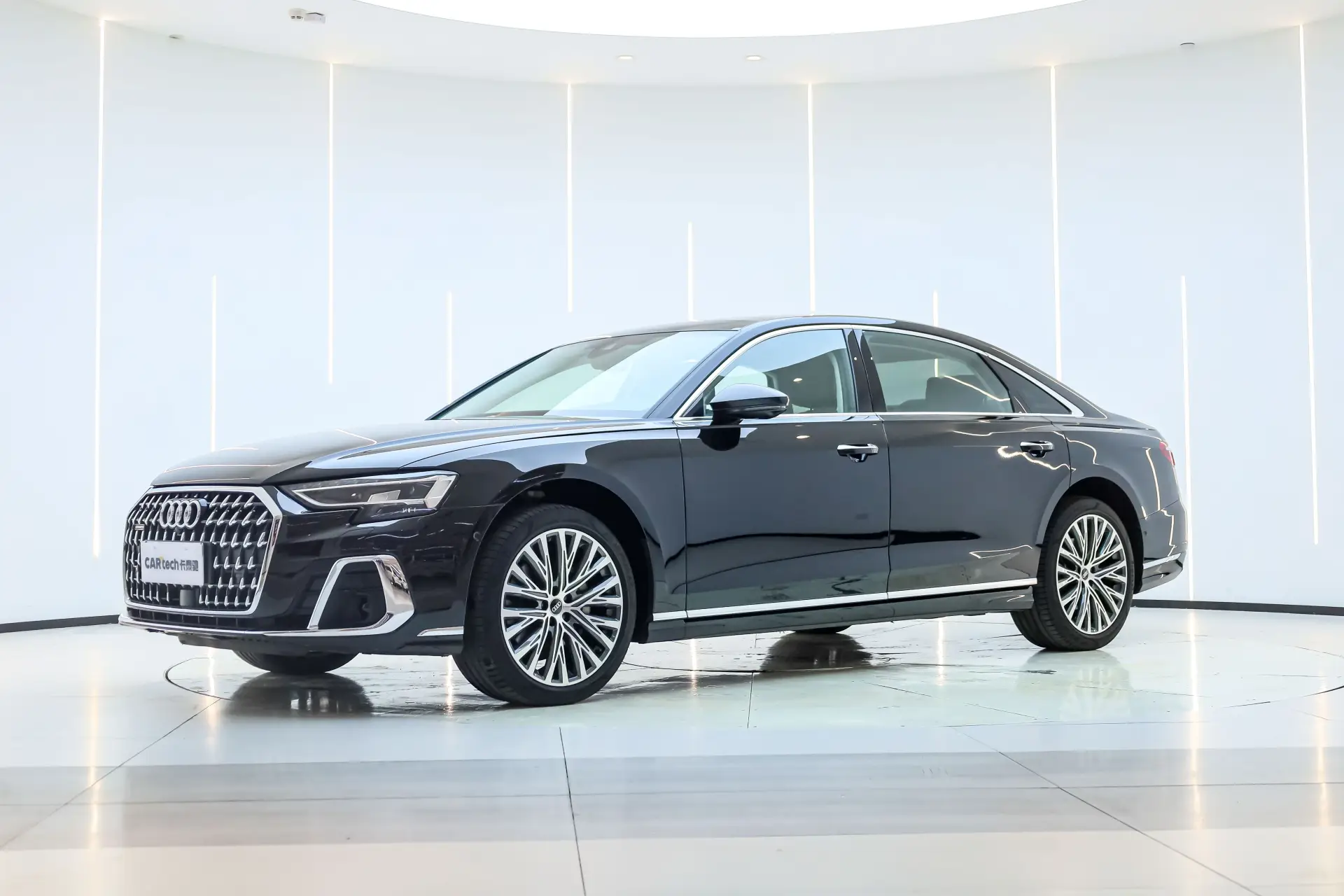 Audi A8L 50 TFSI