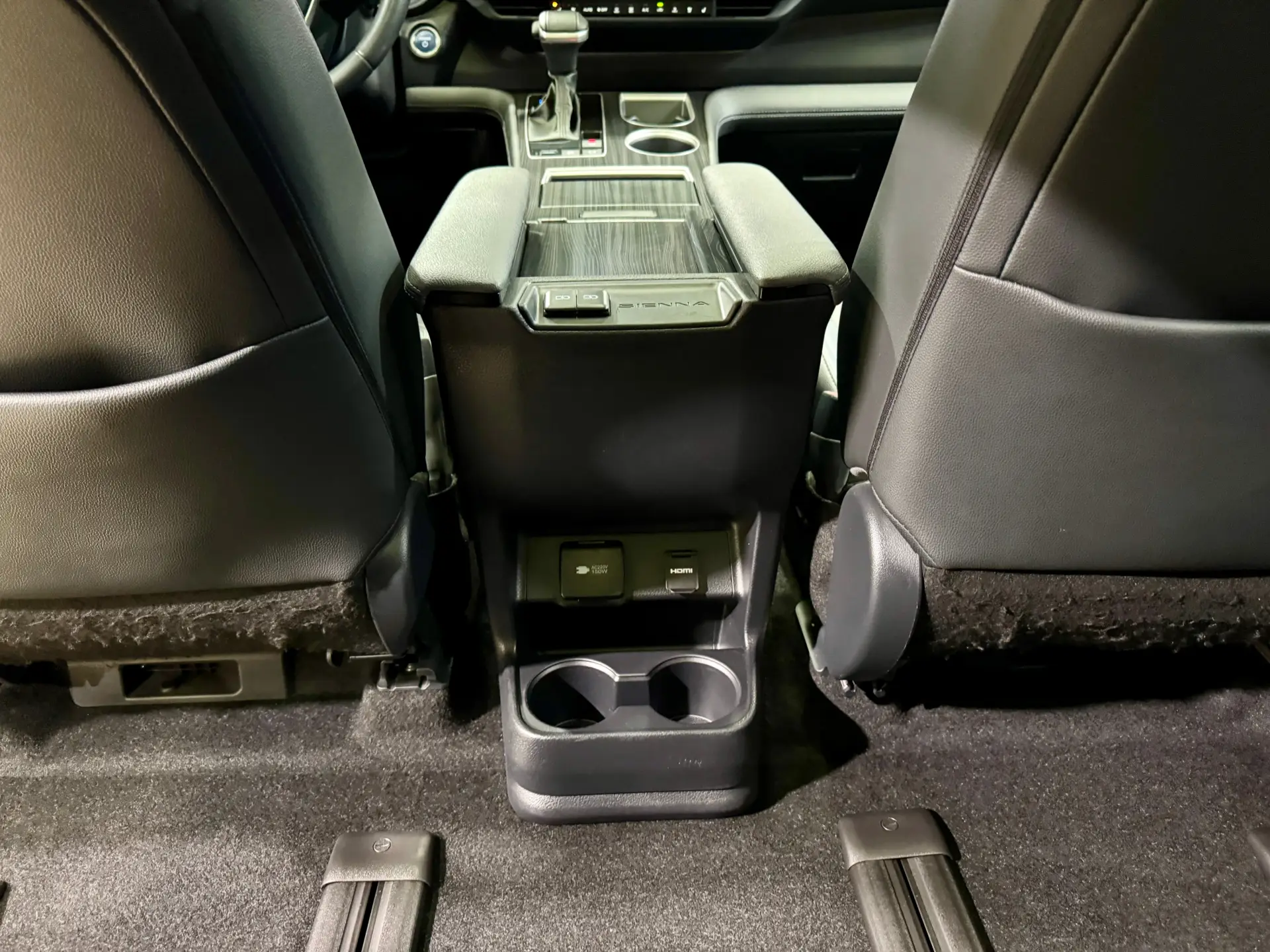 Toyota Sienna, 2024 26