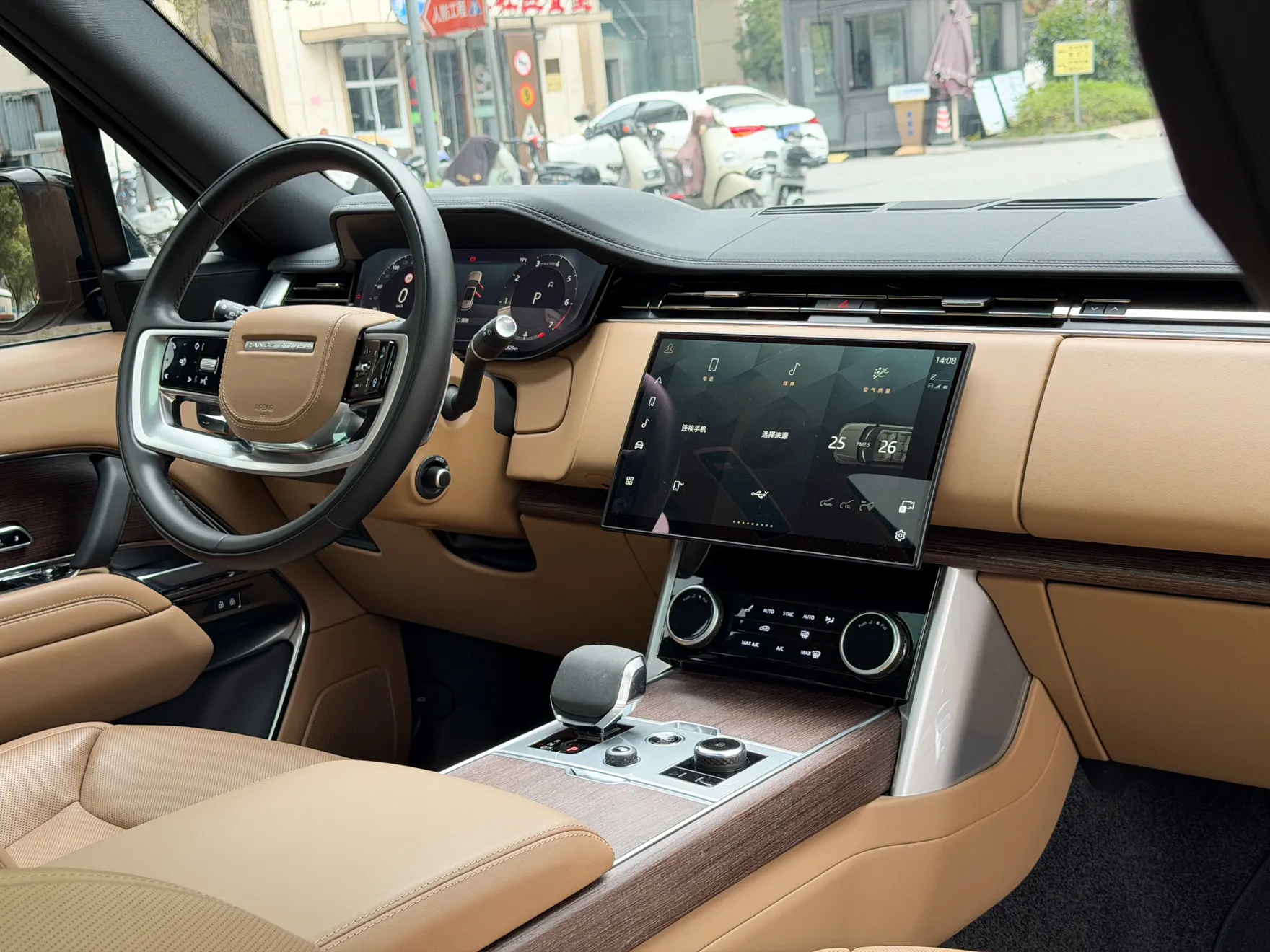 Land Rover Range Rover, 2024 25