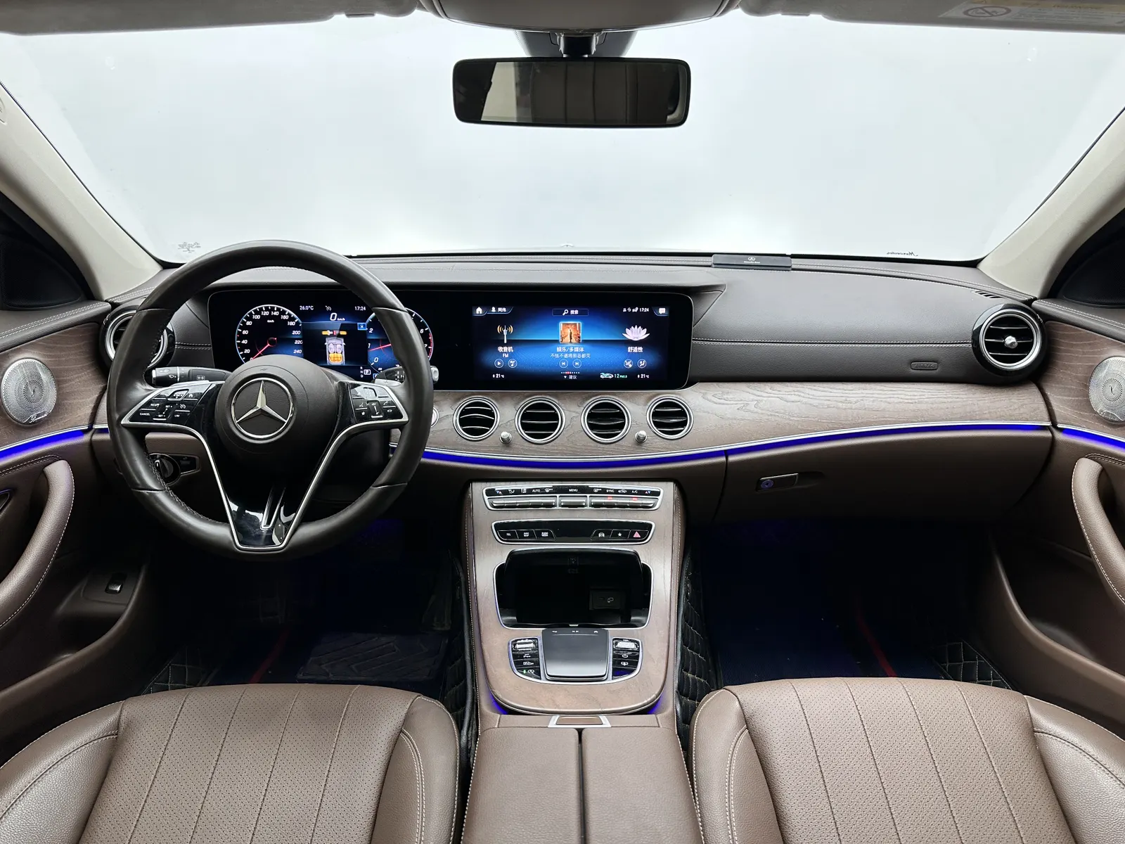 Mercedes-Benz E 300 L, 2021 10