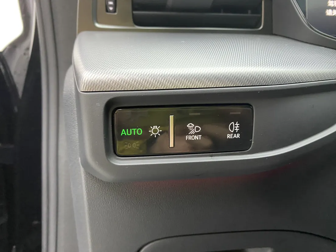 Audi Q6 45 TFSI, 2023 23