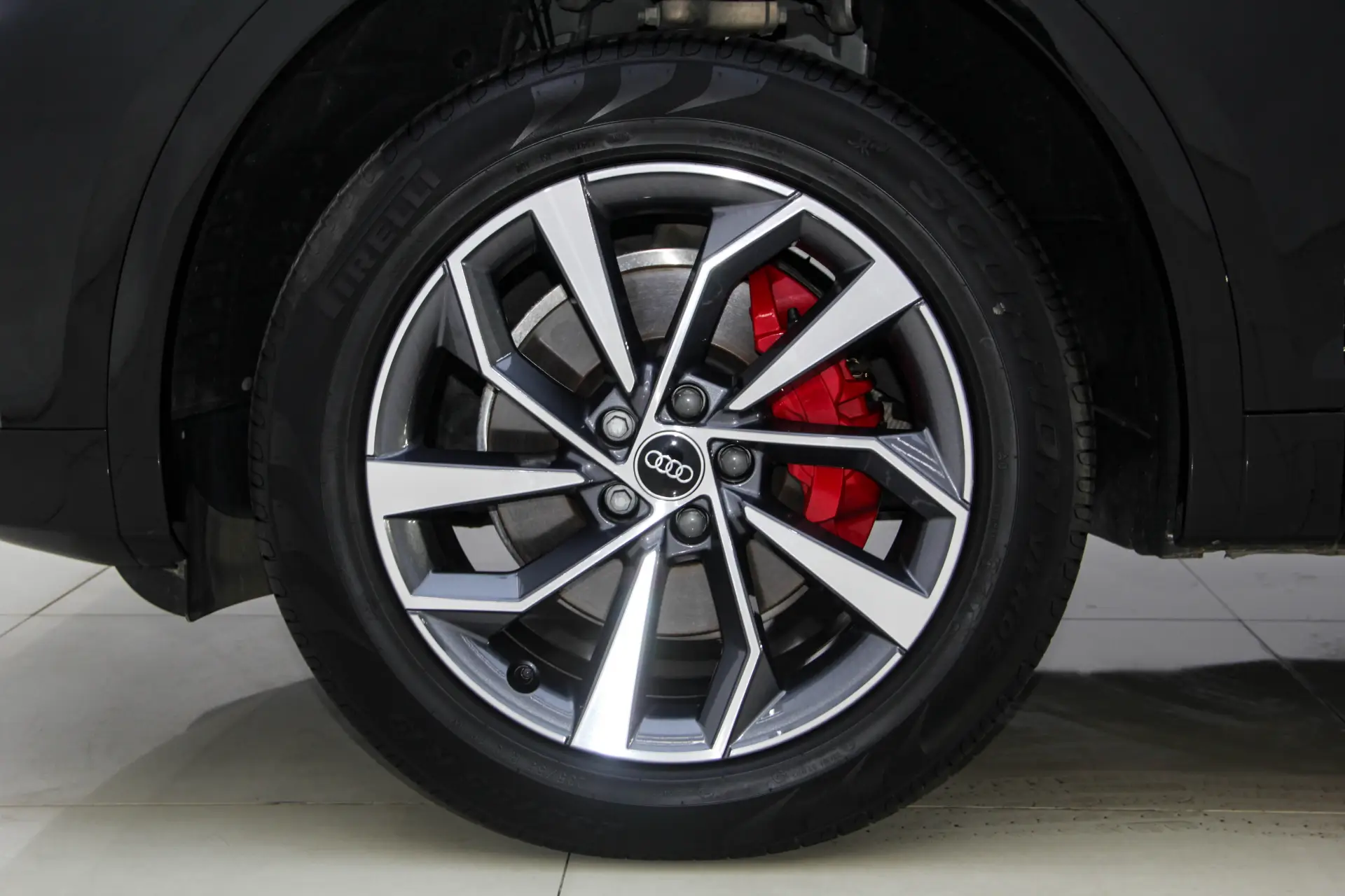 Audi Q5L 40 TFSI, 2024 11
