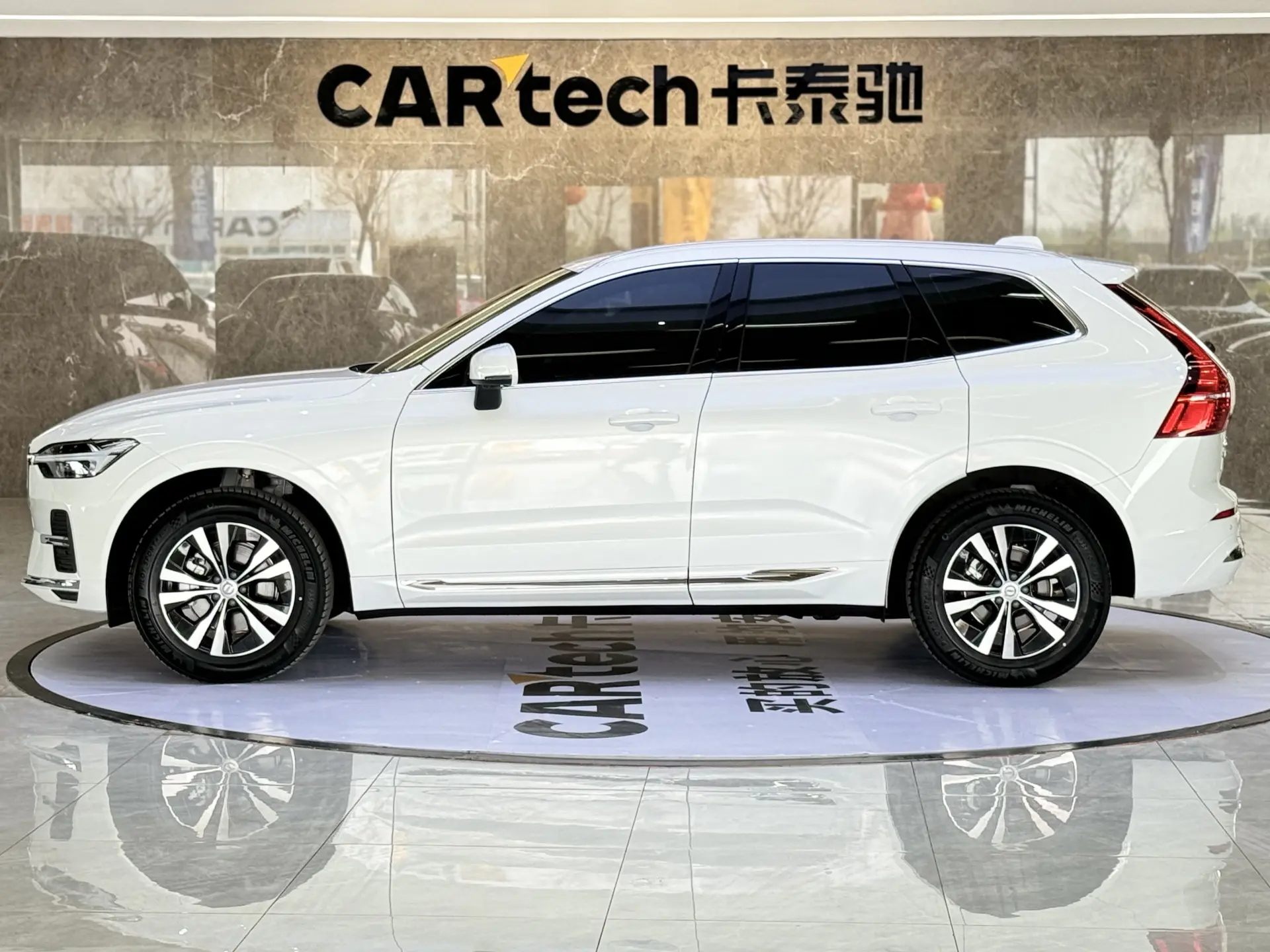 Volvo XC60, 2024 8