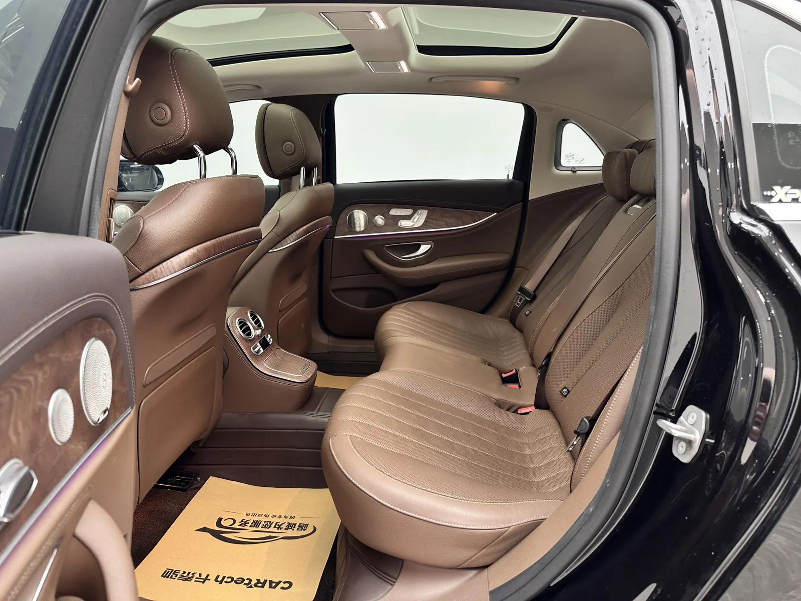 Mercedes-Benz E 300 L, 2021 9