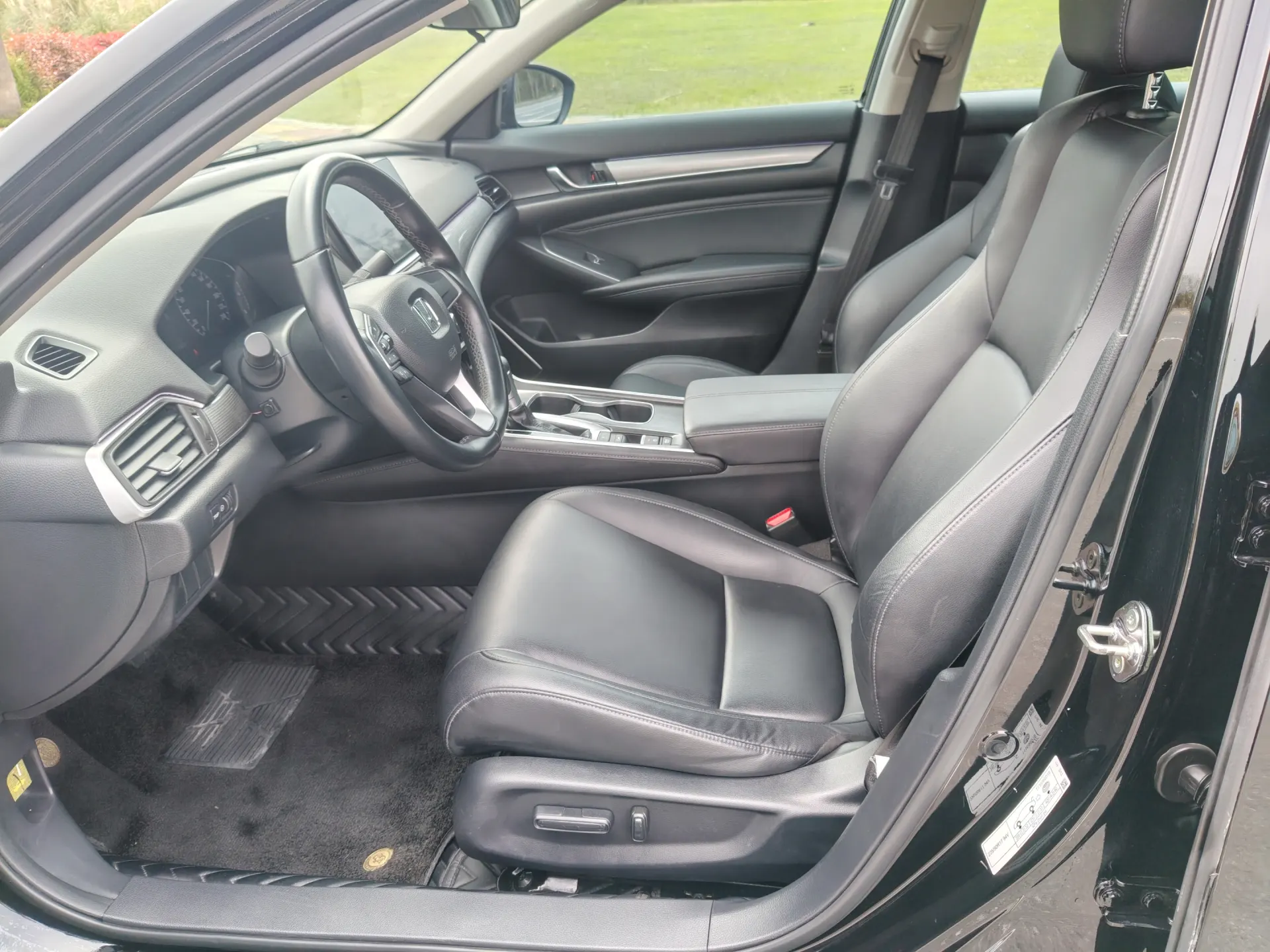 Honda Accord, 2023 11