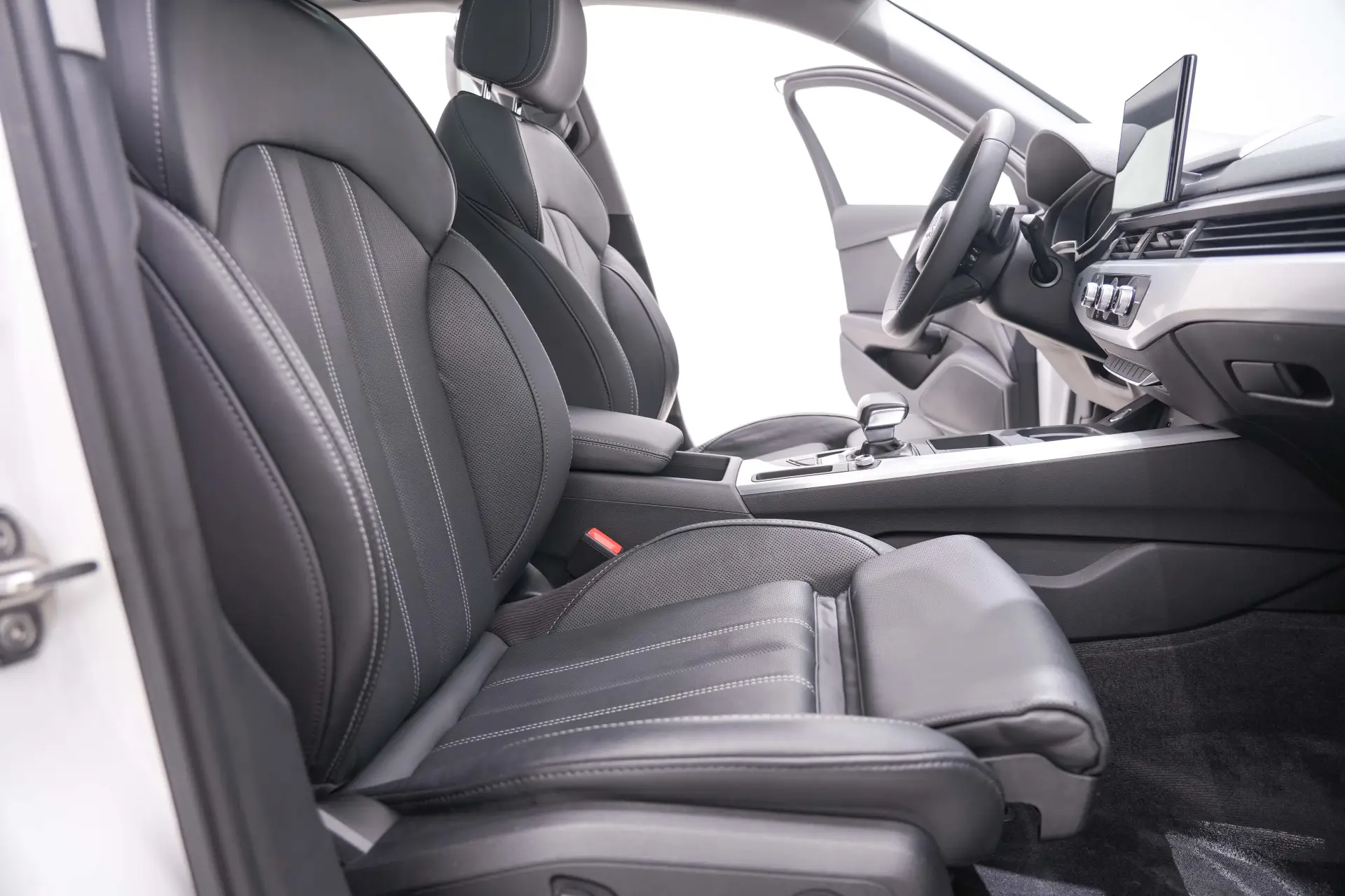 Audi A4L 40 TFSI, 2022 21